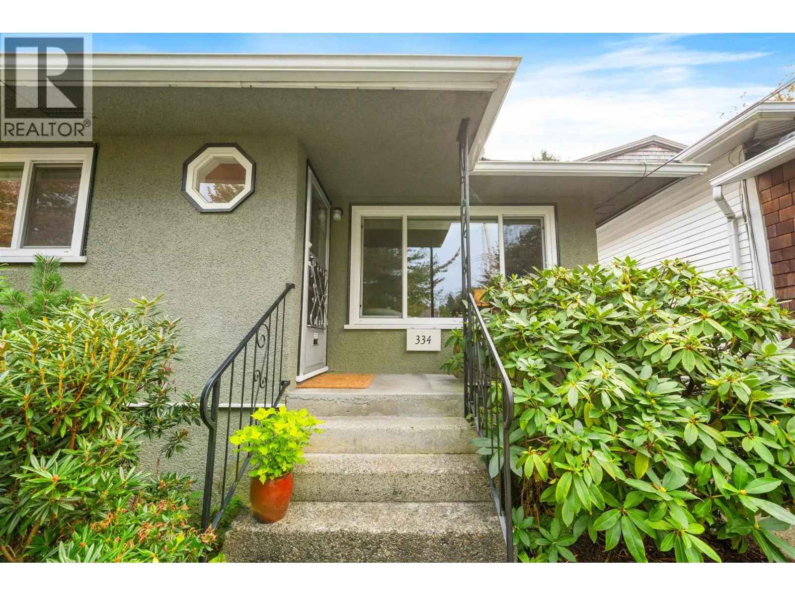 334 STRAND AVENUE
