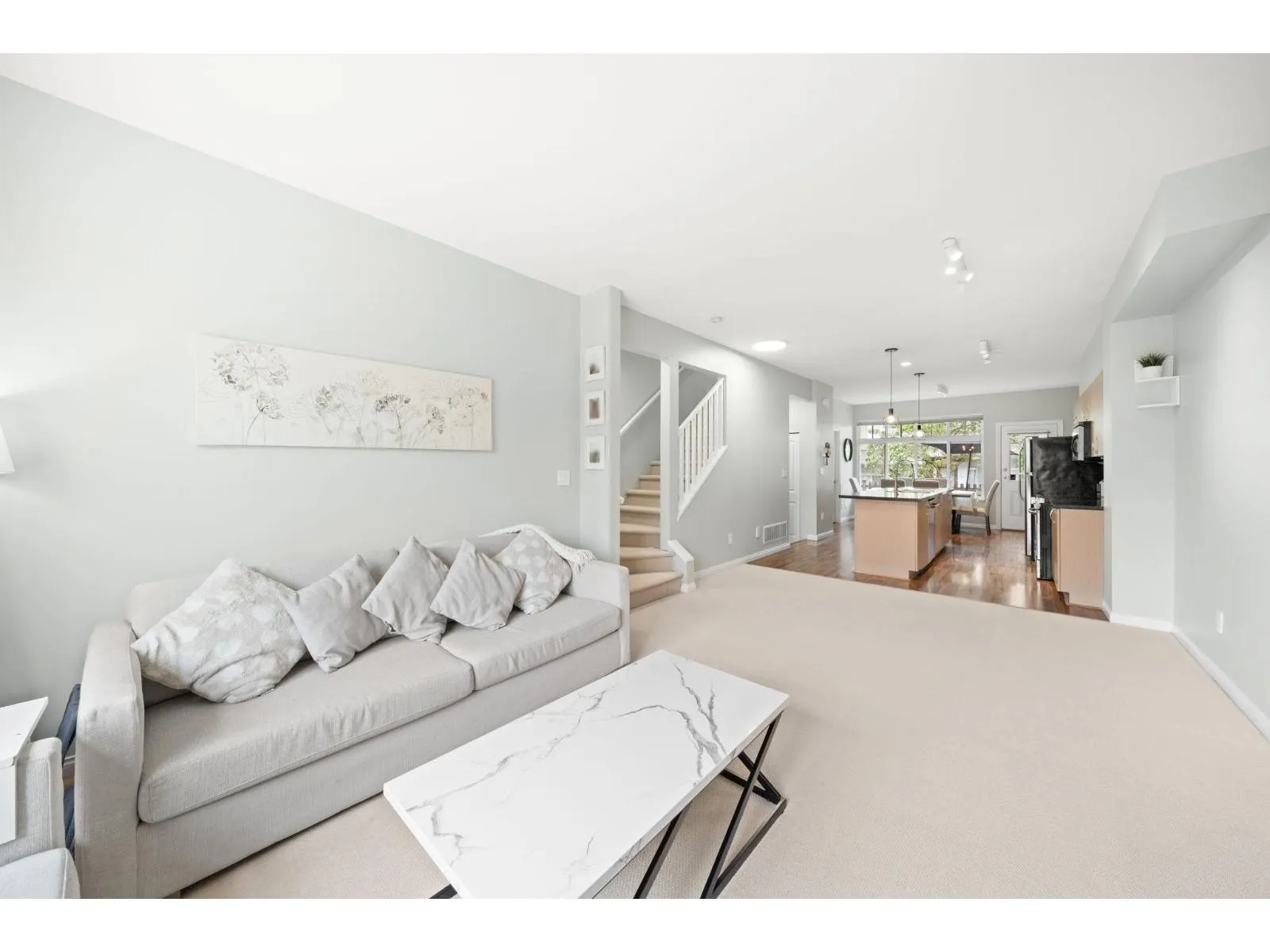 5 19455 65 AVENUE