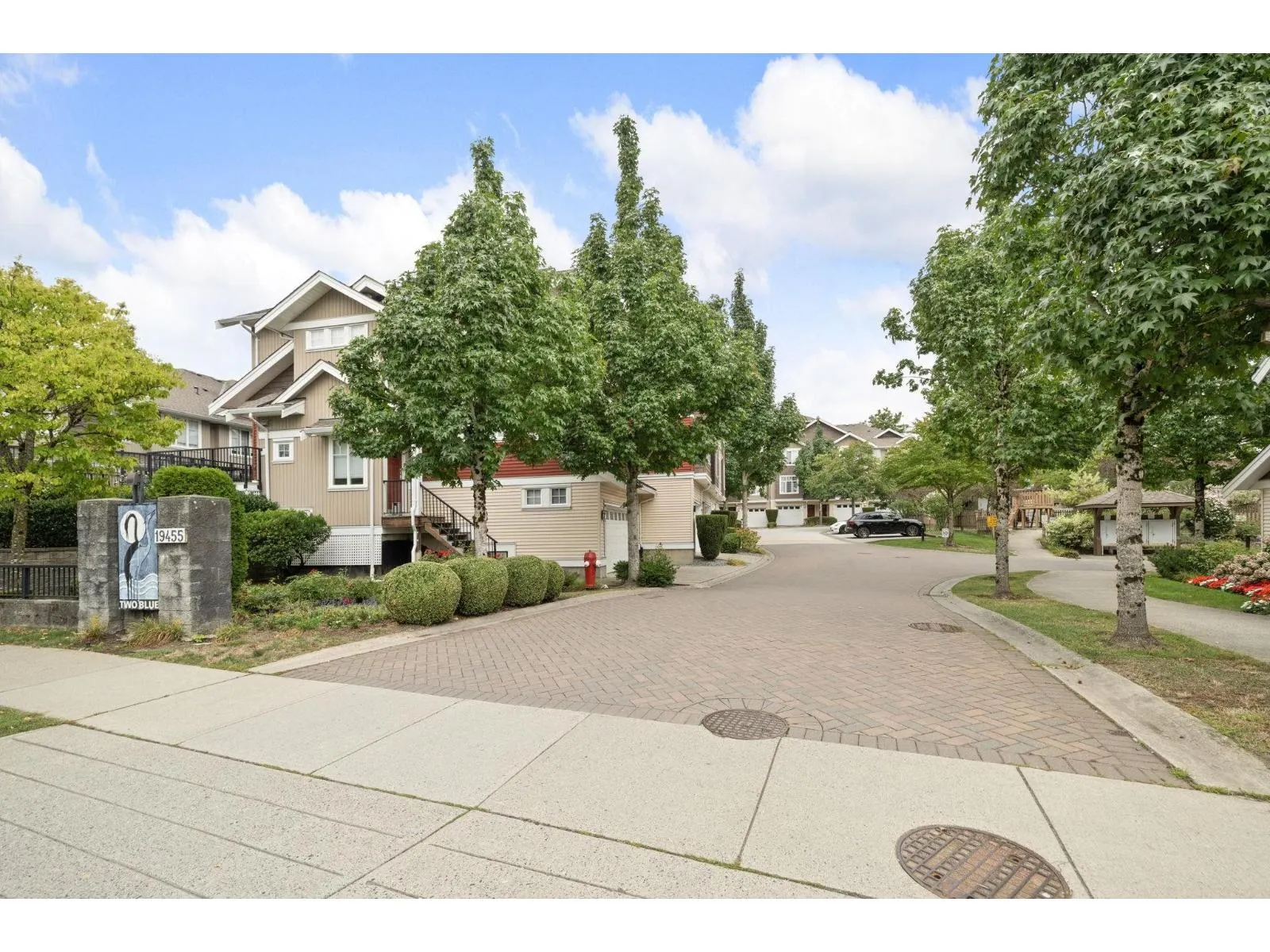 5 19455 65 AVENUE