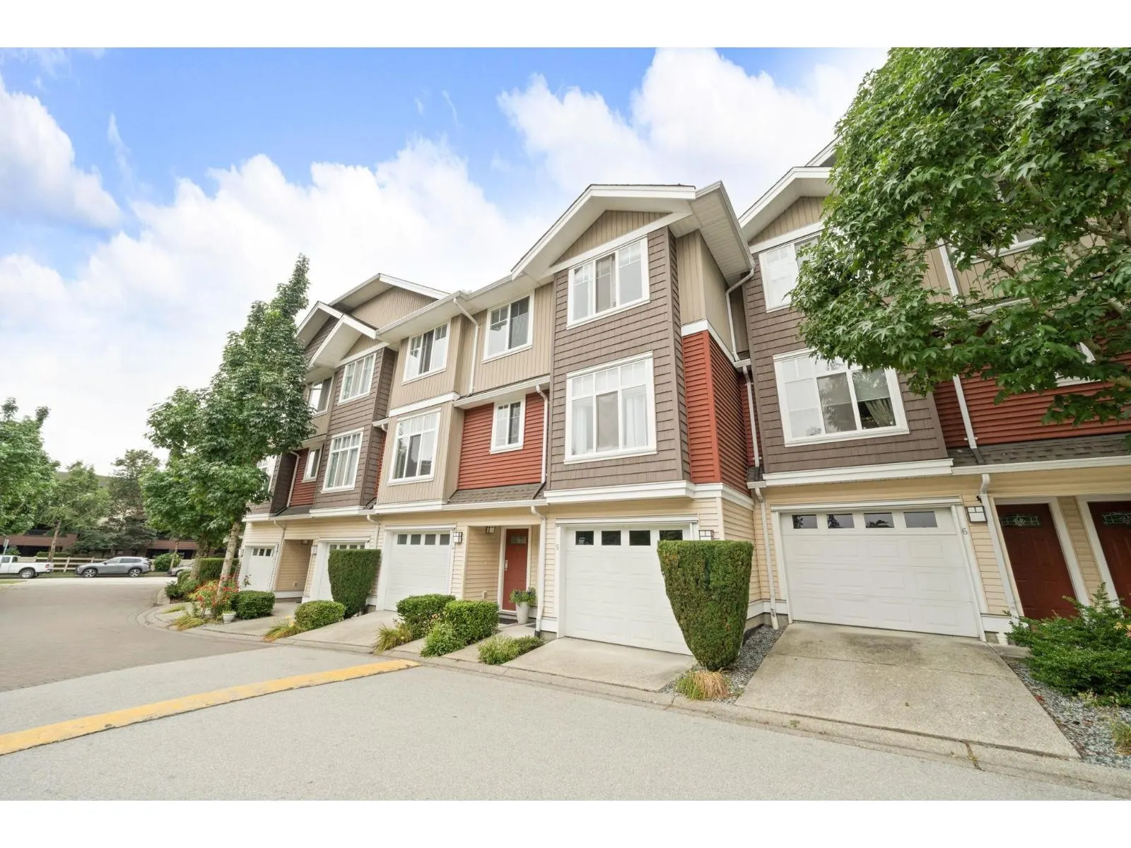 5 19455 65 AVENUE
