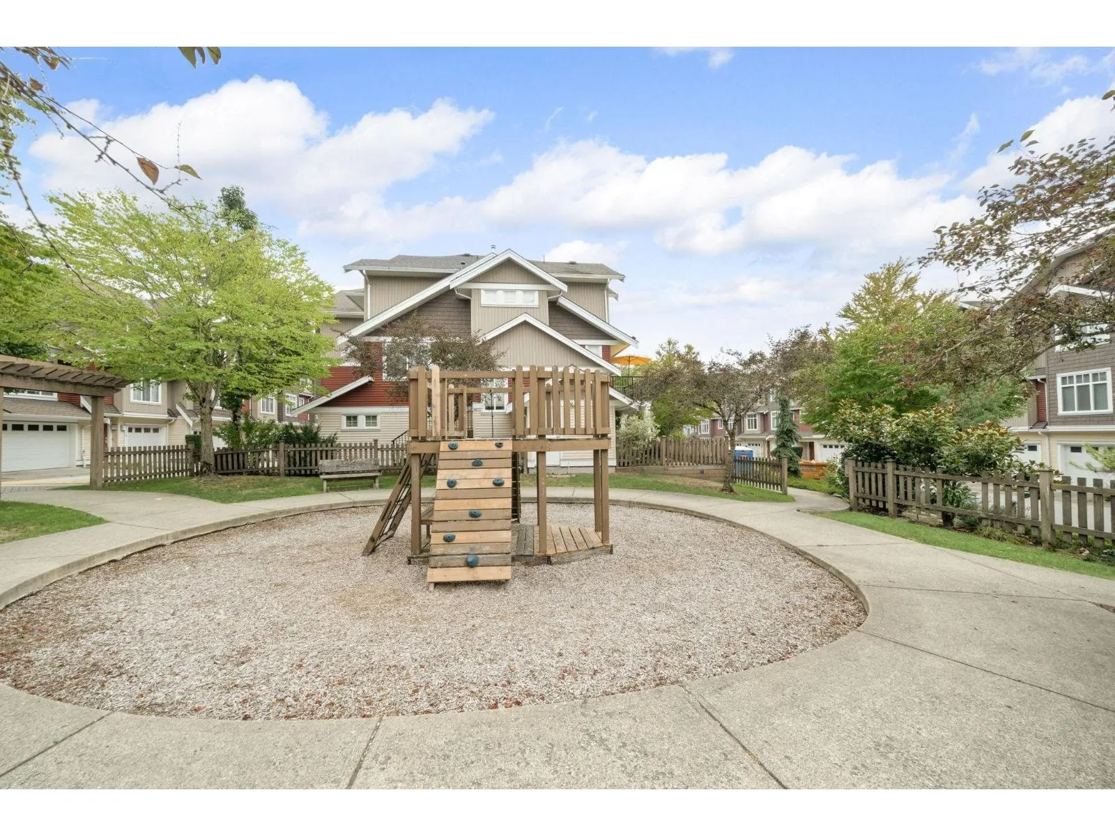 5 19455 65 AVENUE
