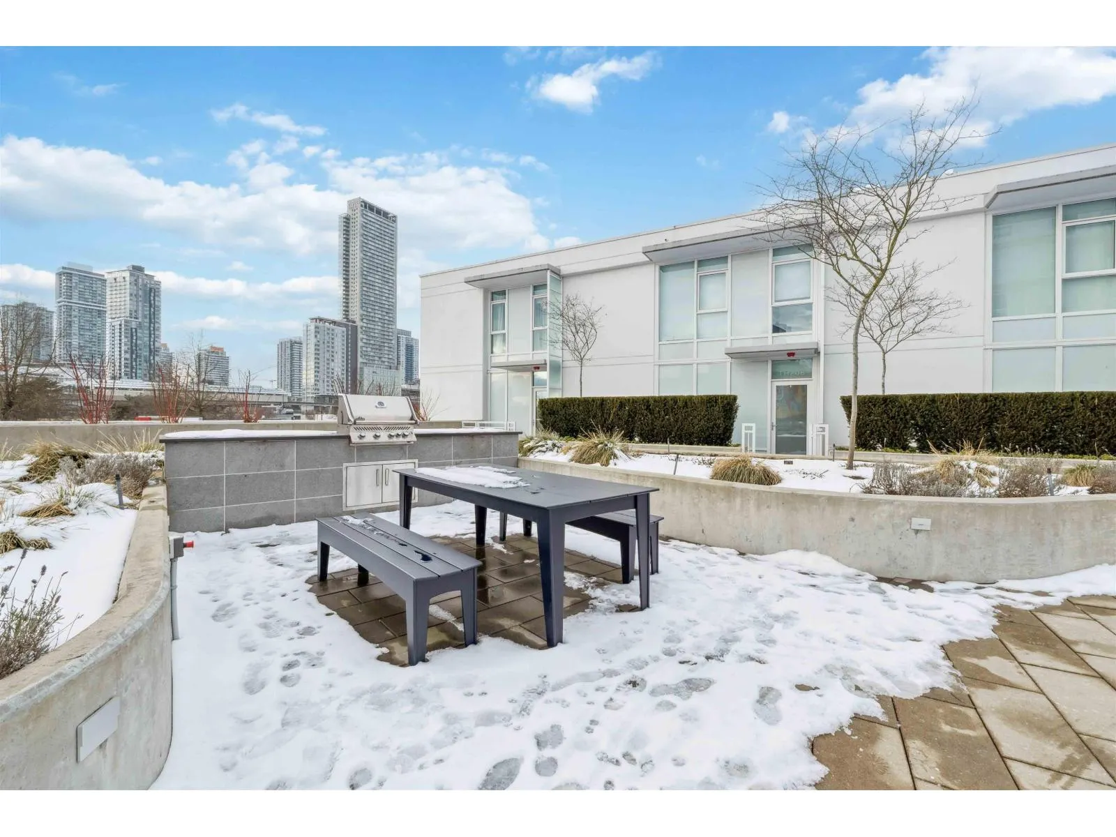 1411 13685 102 AVENUE