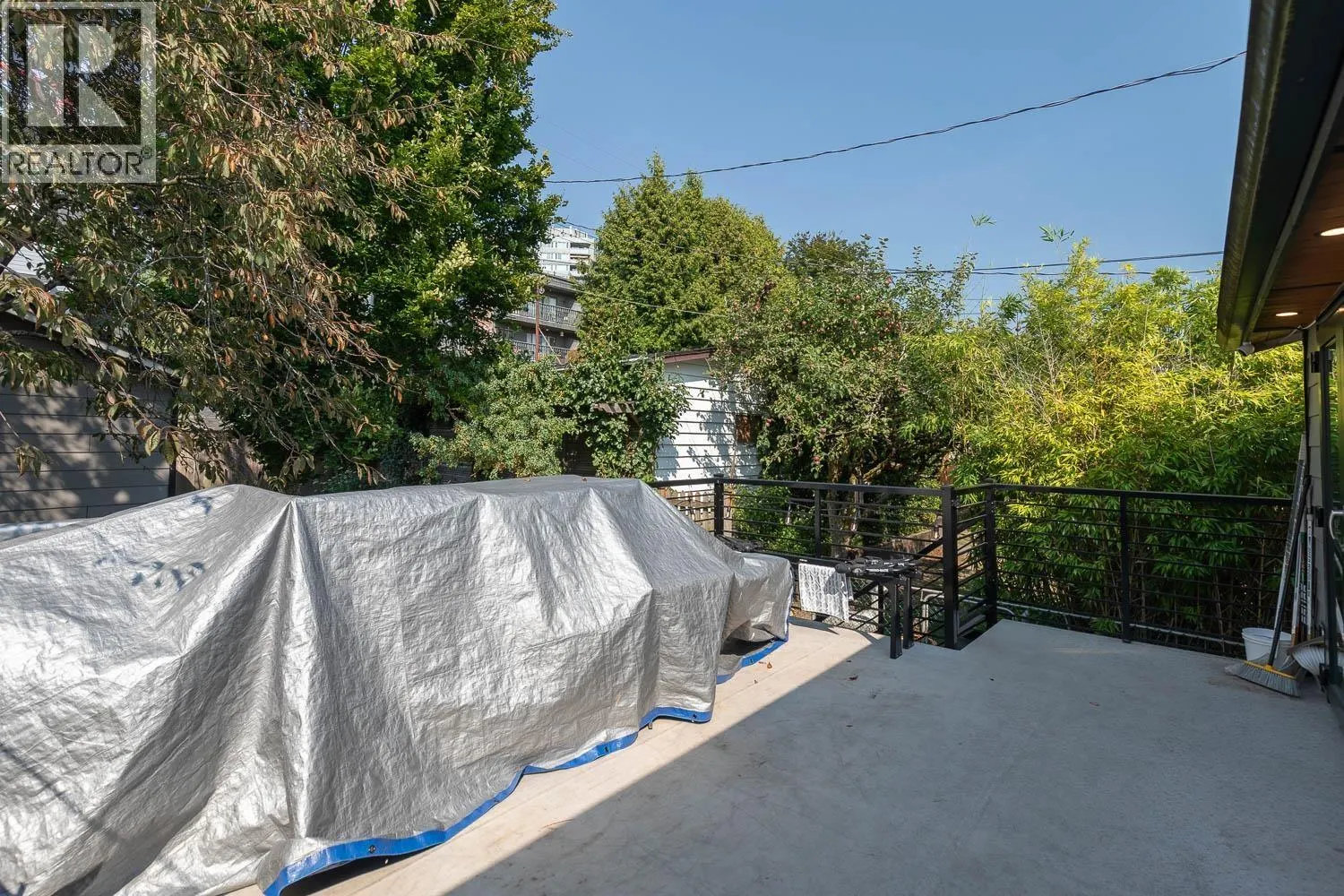 3853 FRANCES STREET