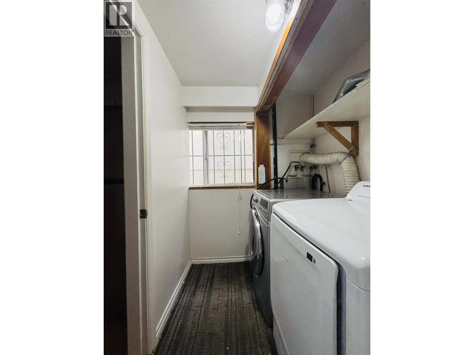 Garden-Level 3470 DUNDAS STREET