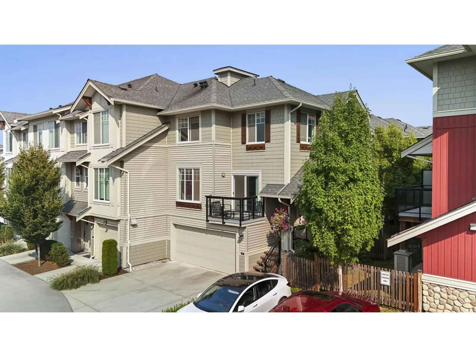 141 20498 82 AVENUE
