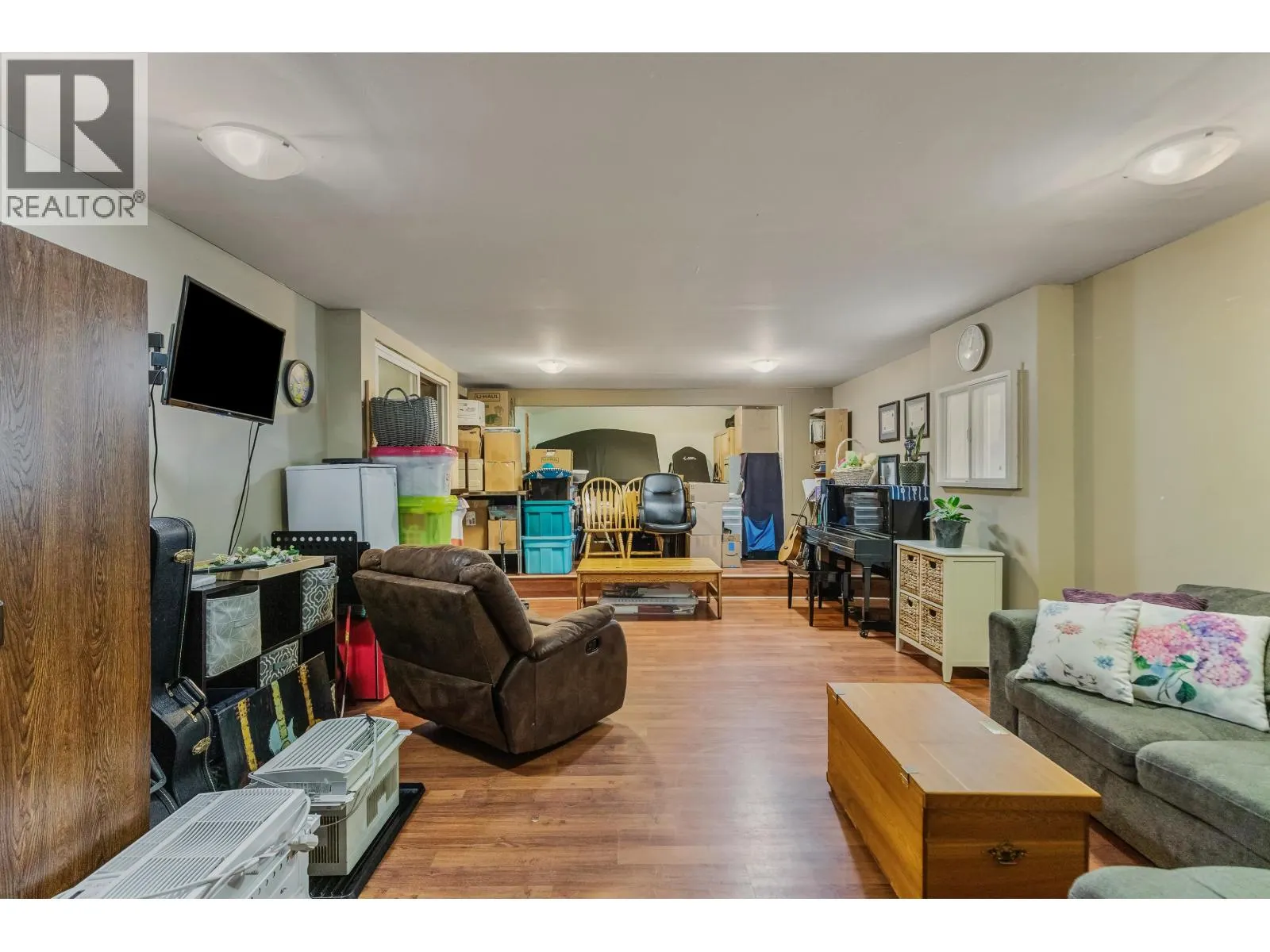 12430 208 STREET