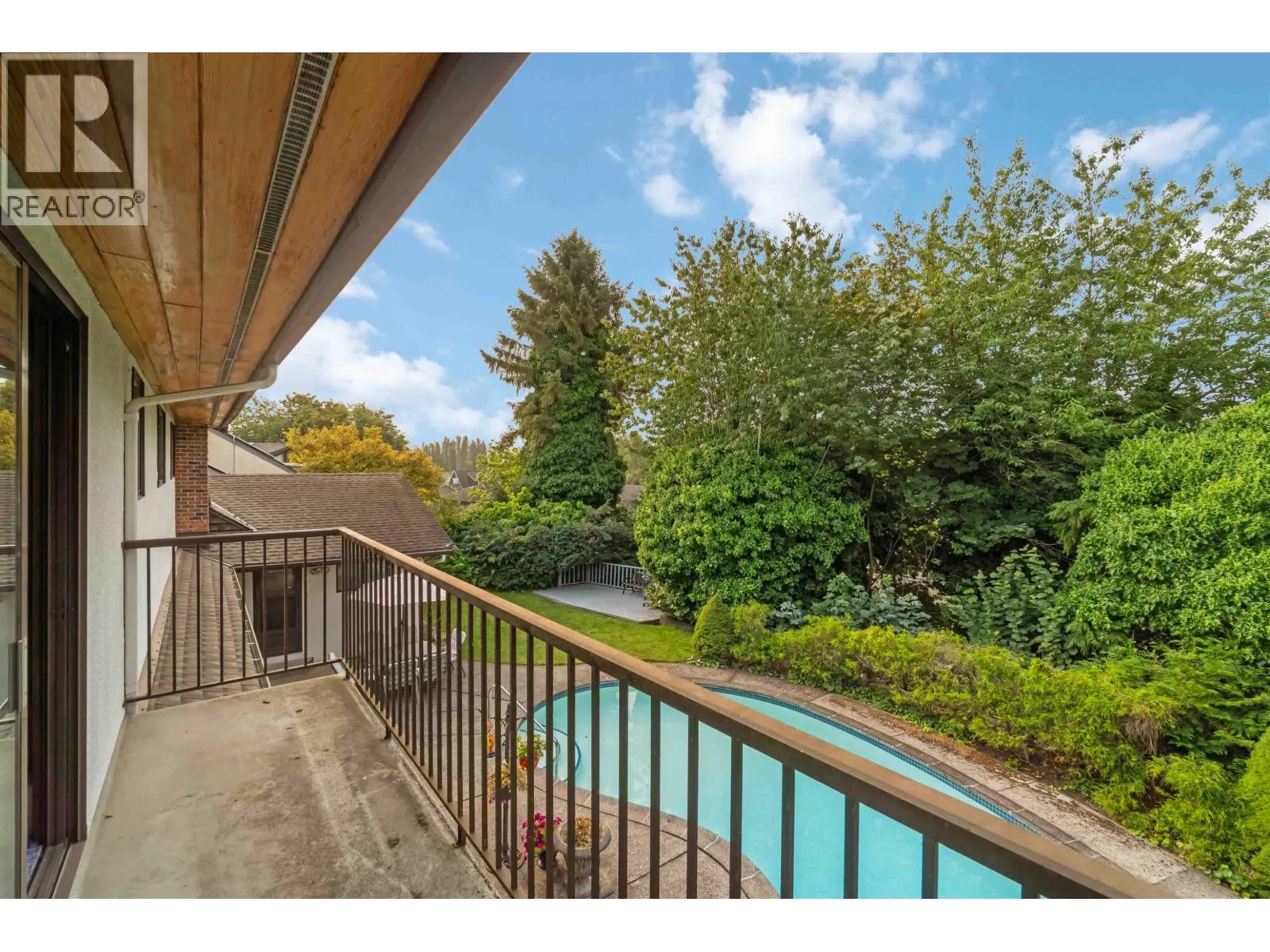 4228 STAULO CRESCENT