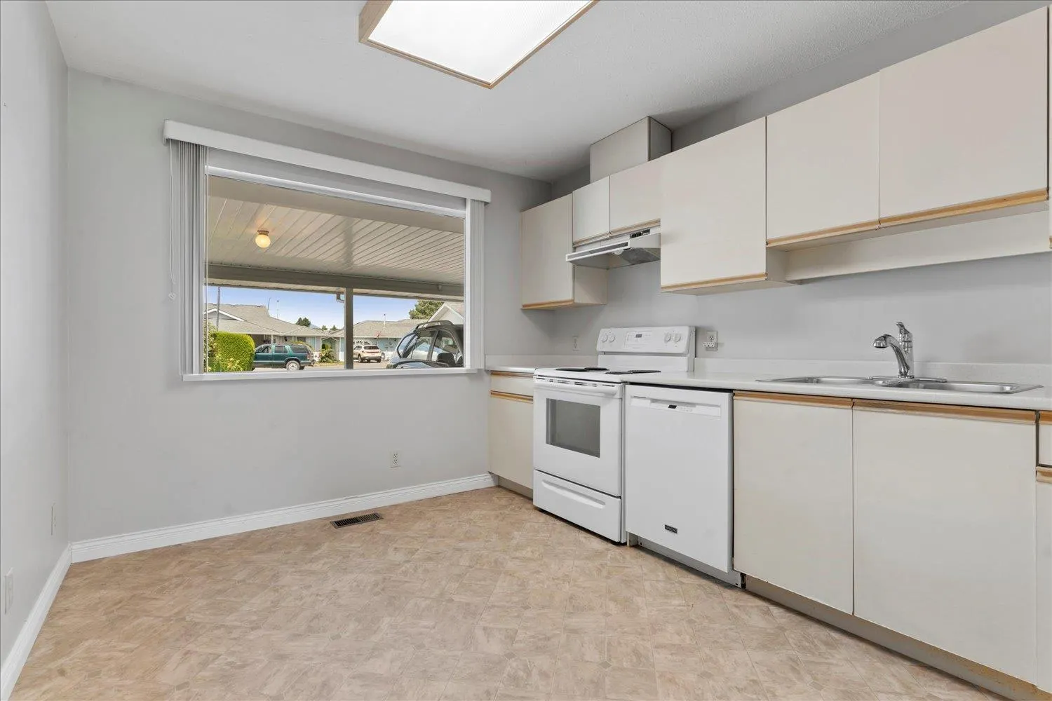 118 7610 EVANS ROAD|Sardis West Vedder