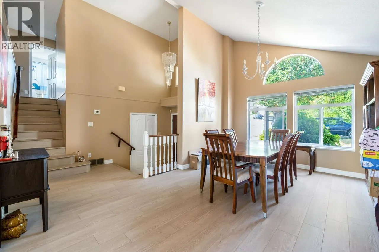 2984 LOTUS COURT