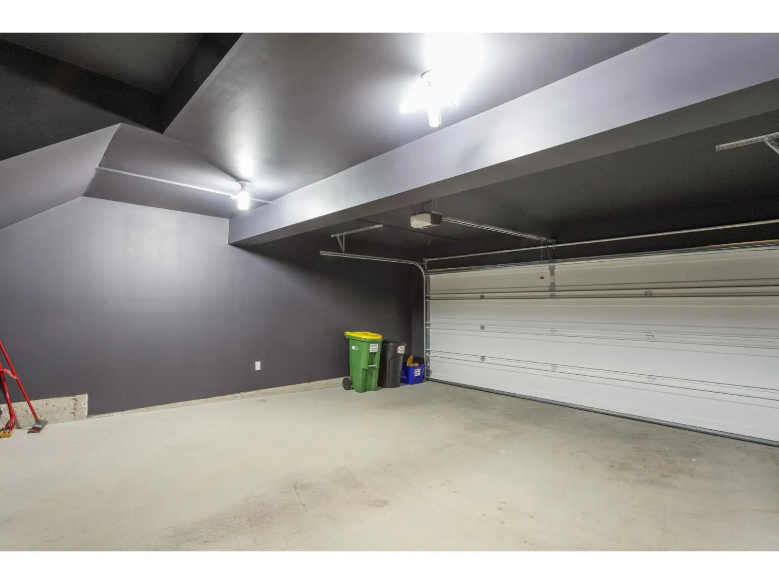 147 15778 85 AVENUE