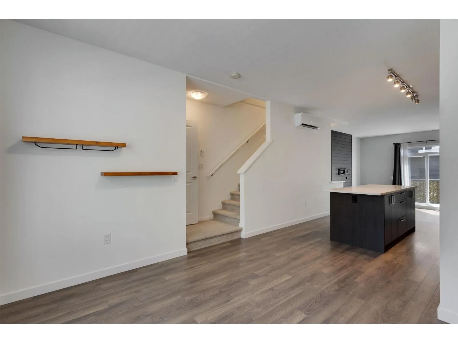147 15778 85 AVENUE
