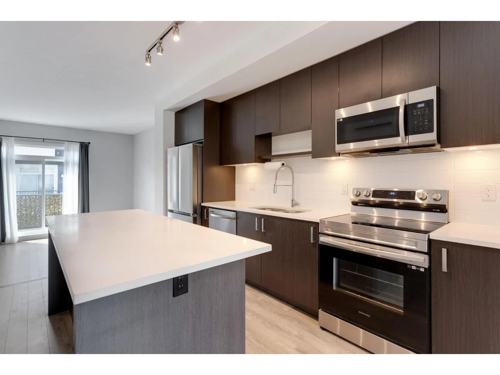 147 15778 85 AVENUE