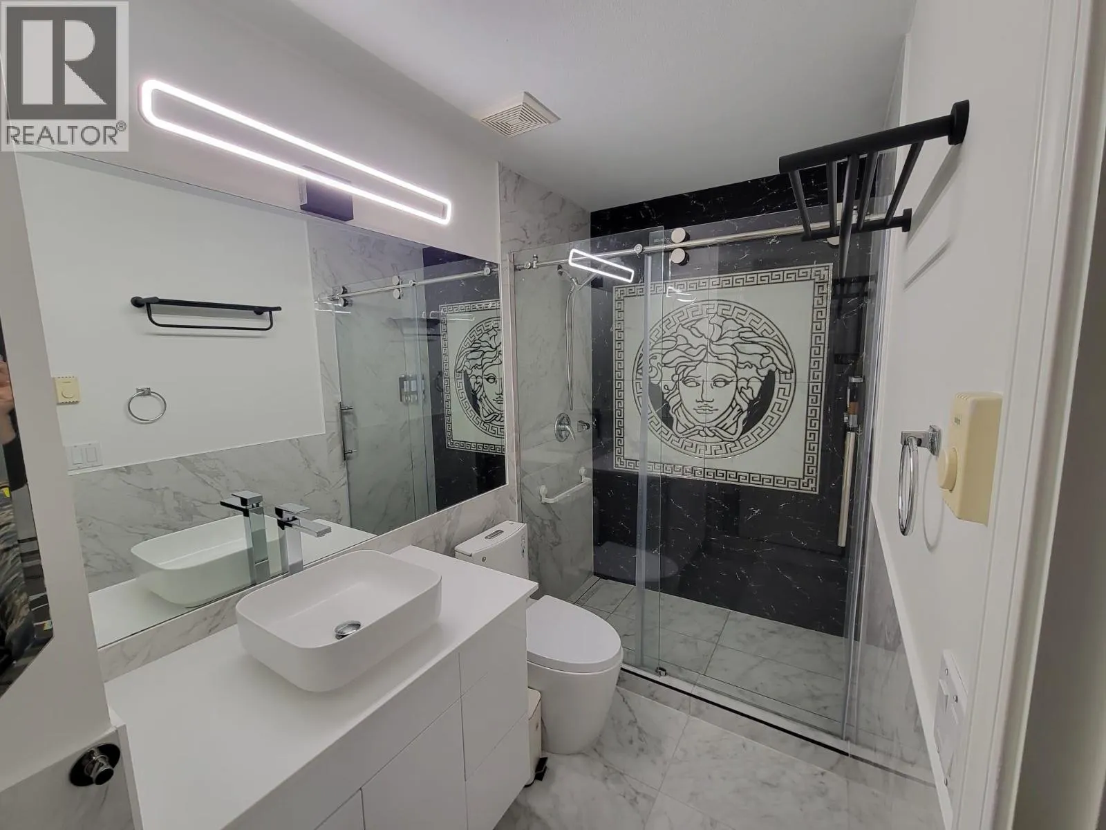 144 SHORELINE CIRCLE