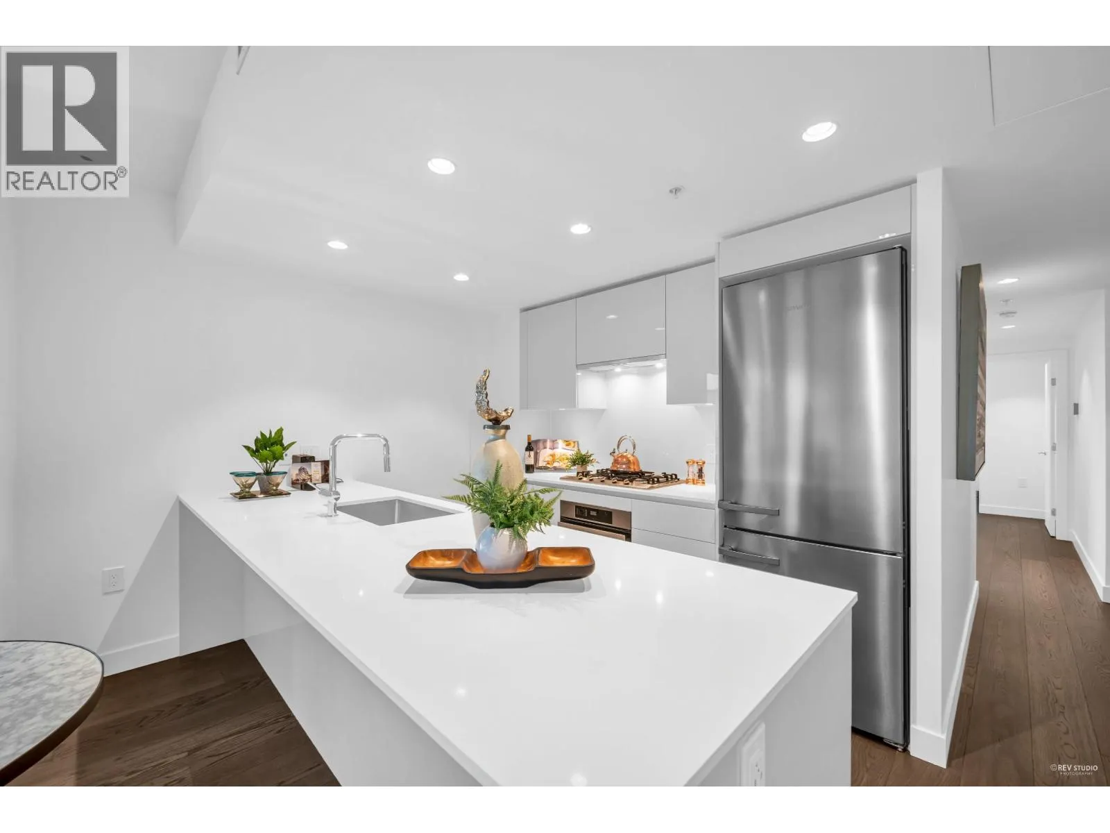 703 5766 GILBERT ROAD