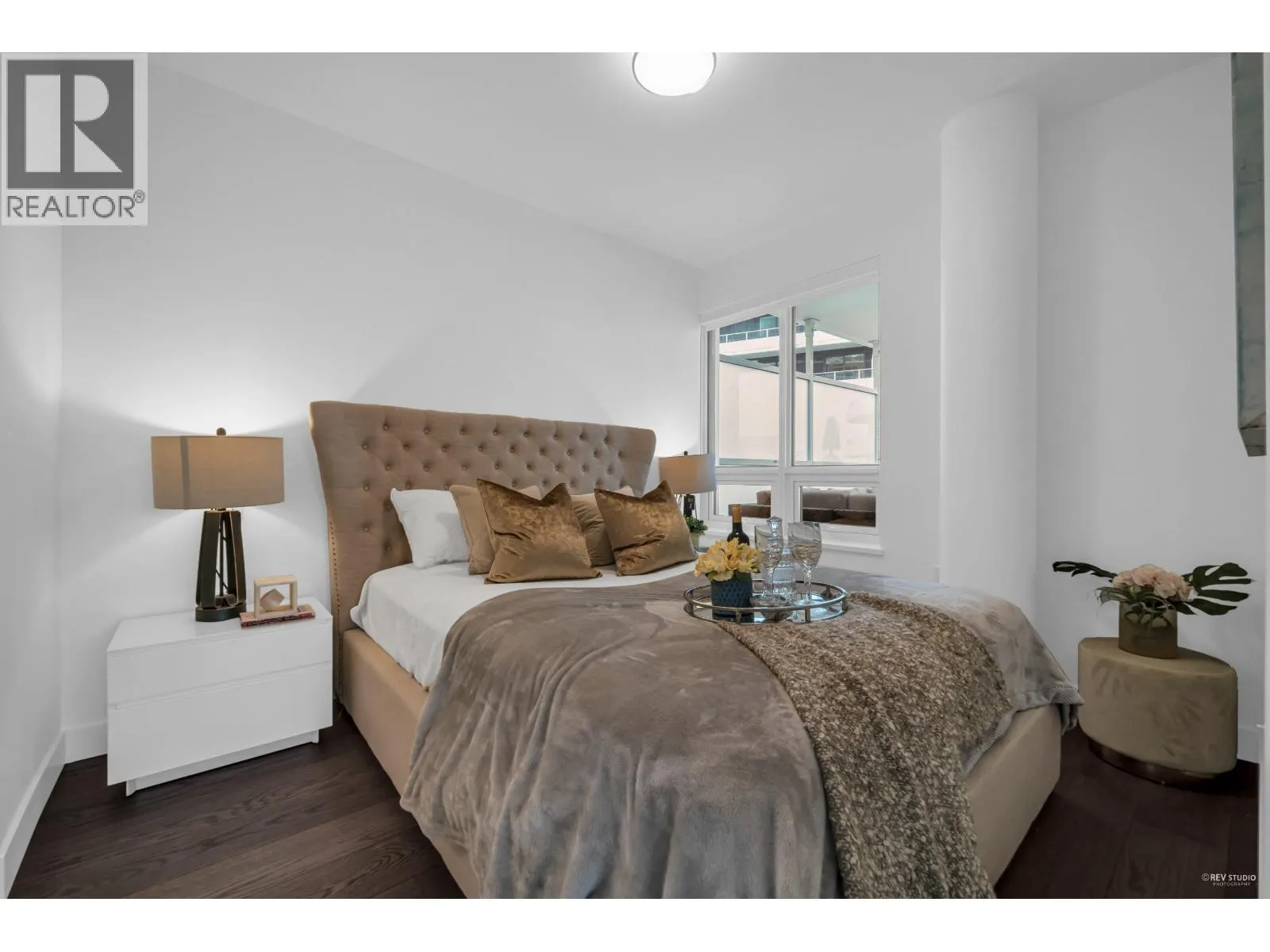 703 5766 GILBERT ROAD