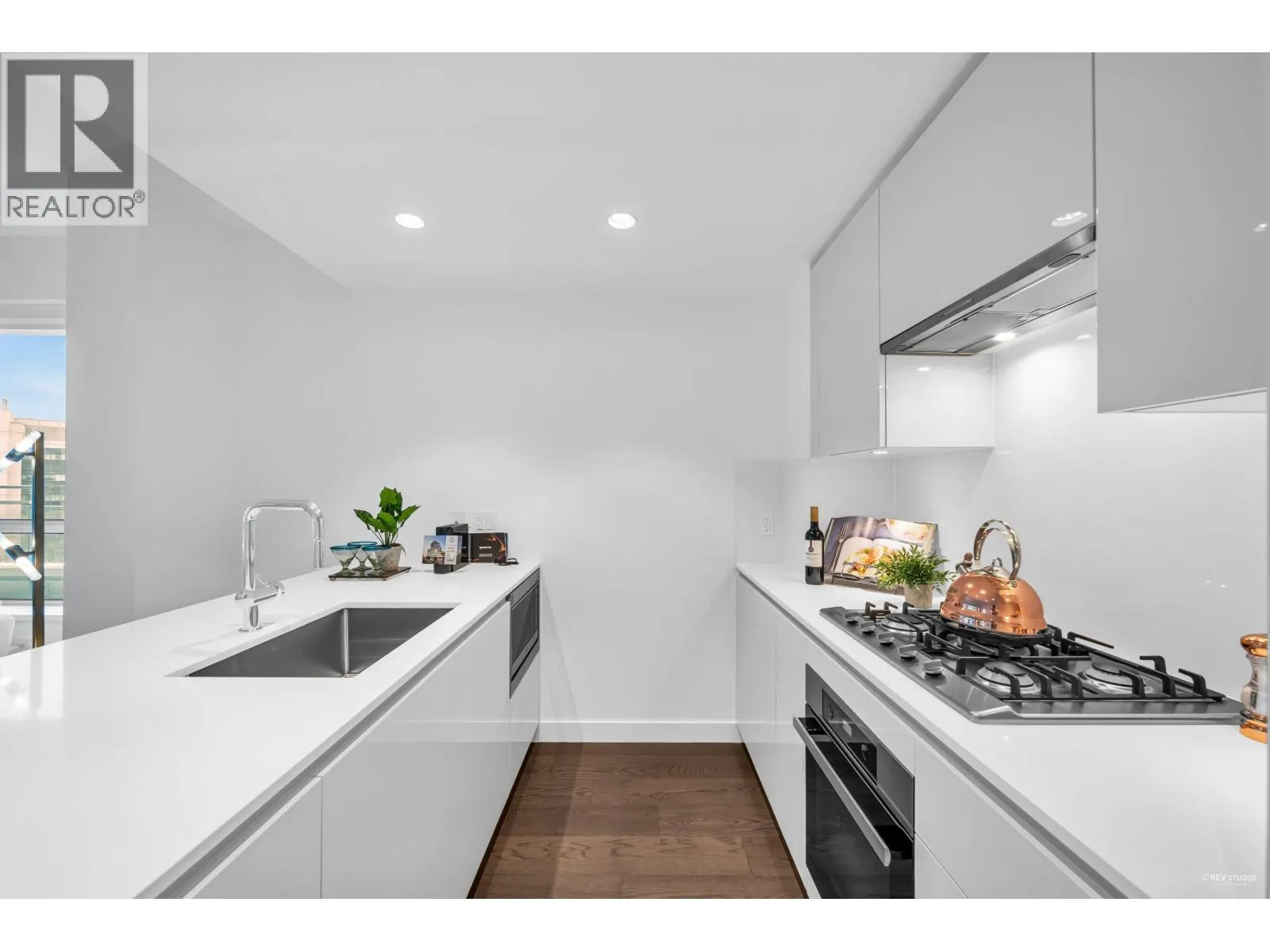 703 5766 GILBERT ROAD
