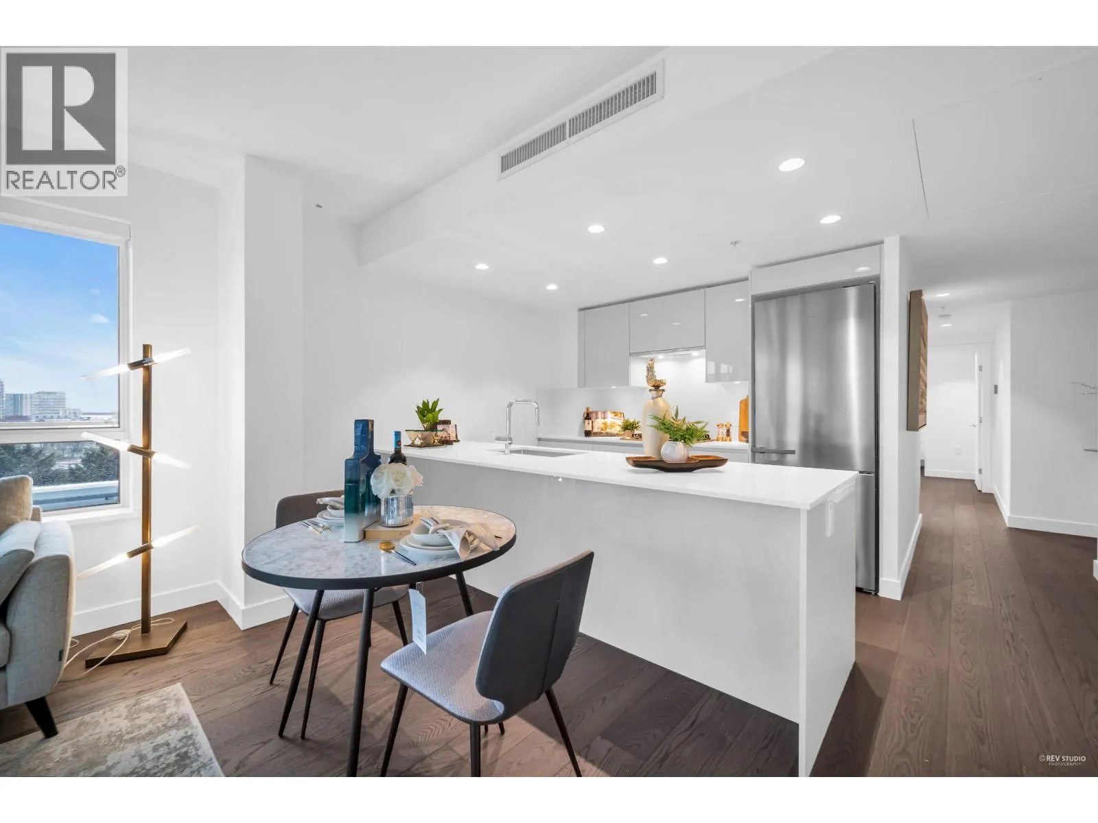 703 5766 GILBERT ROAD
