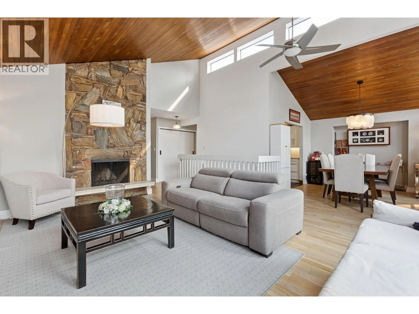 6 ELSDON BAY
