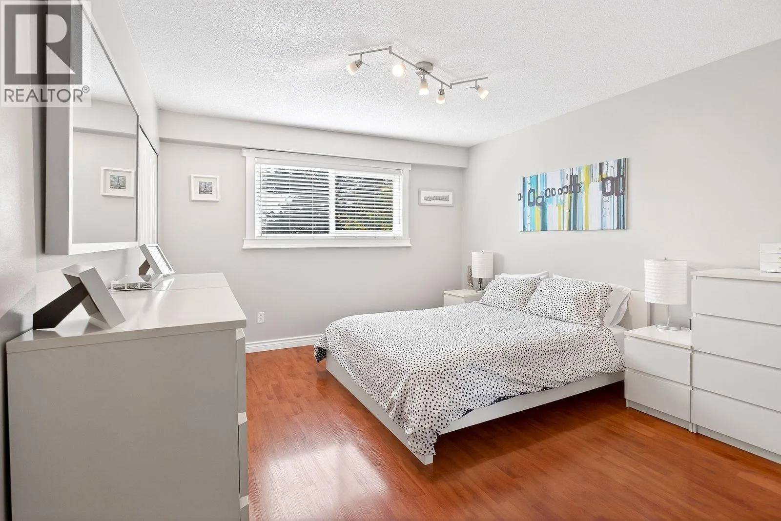 320 DARTMOOR DRIVE