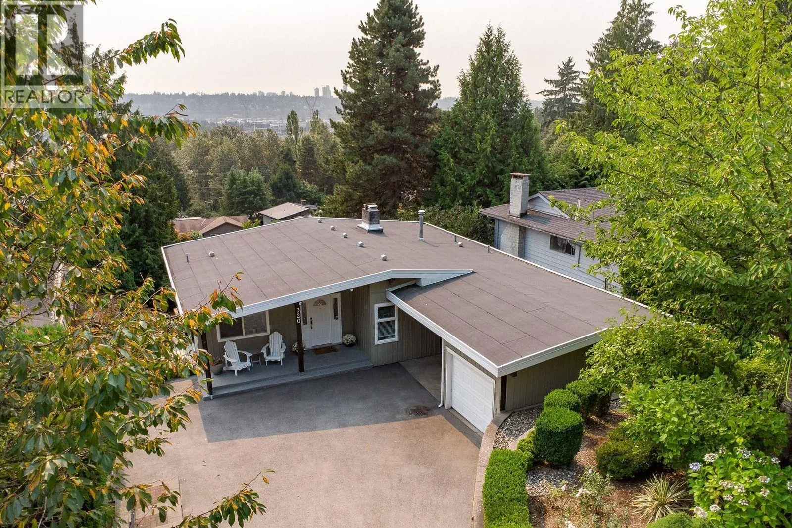 320 DARTMOOR DRIVE