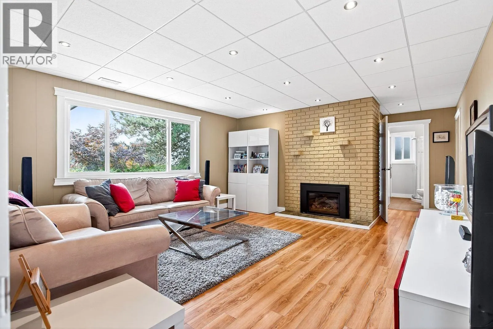 320 DARTMOOR DRIVE