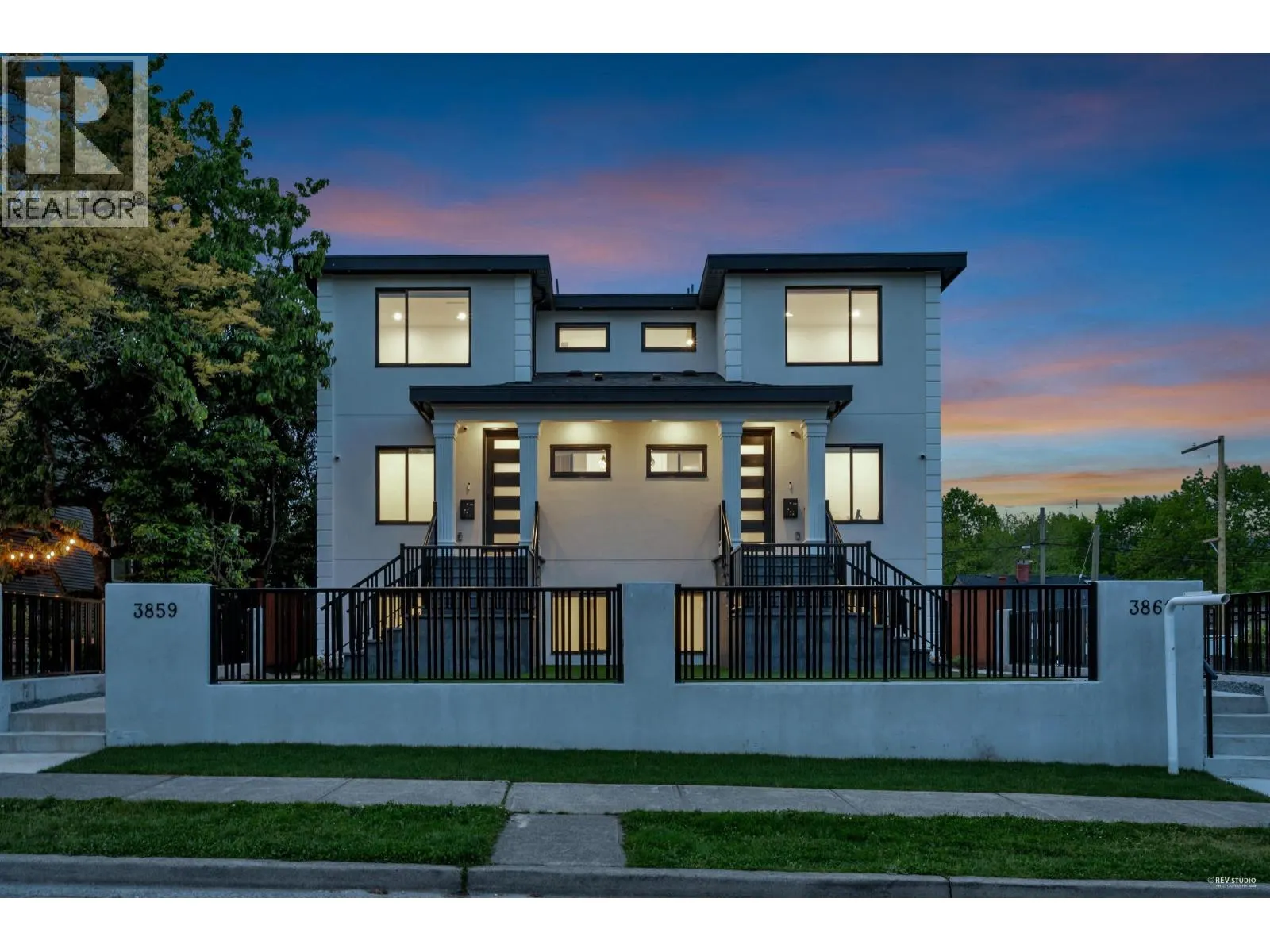 3861 TRIUMPH STREET