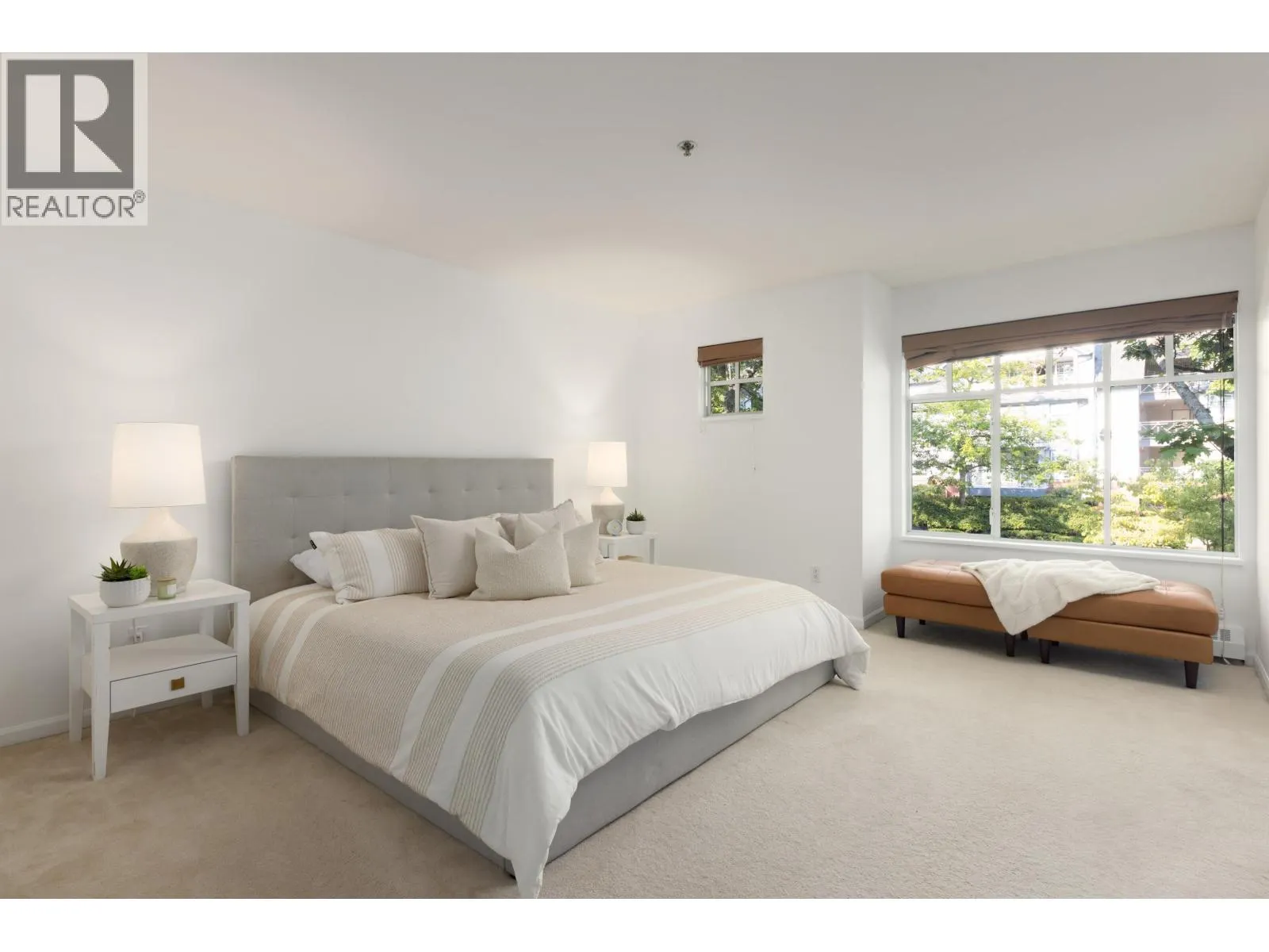 41 5880 HAMPTON PLACE