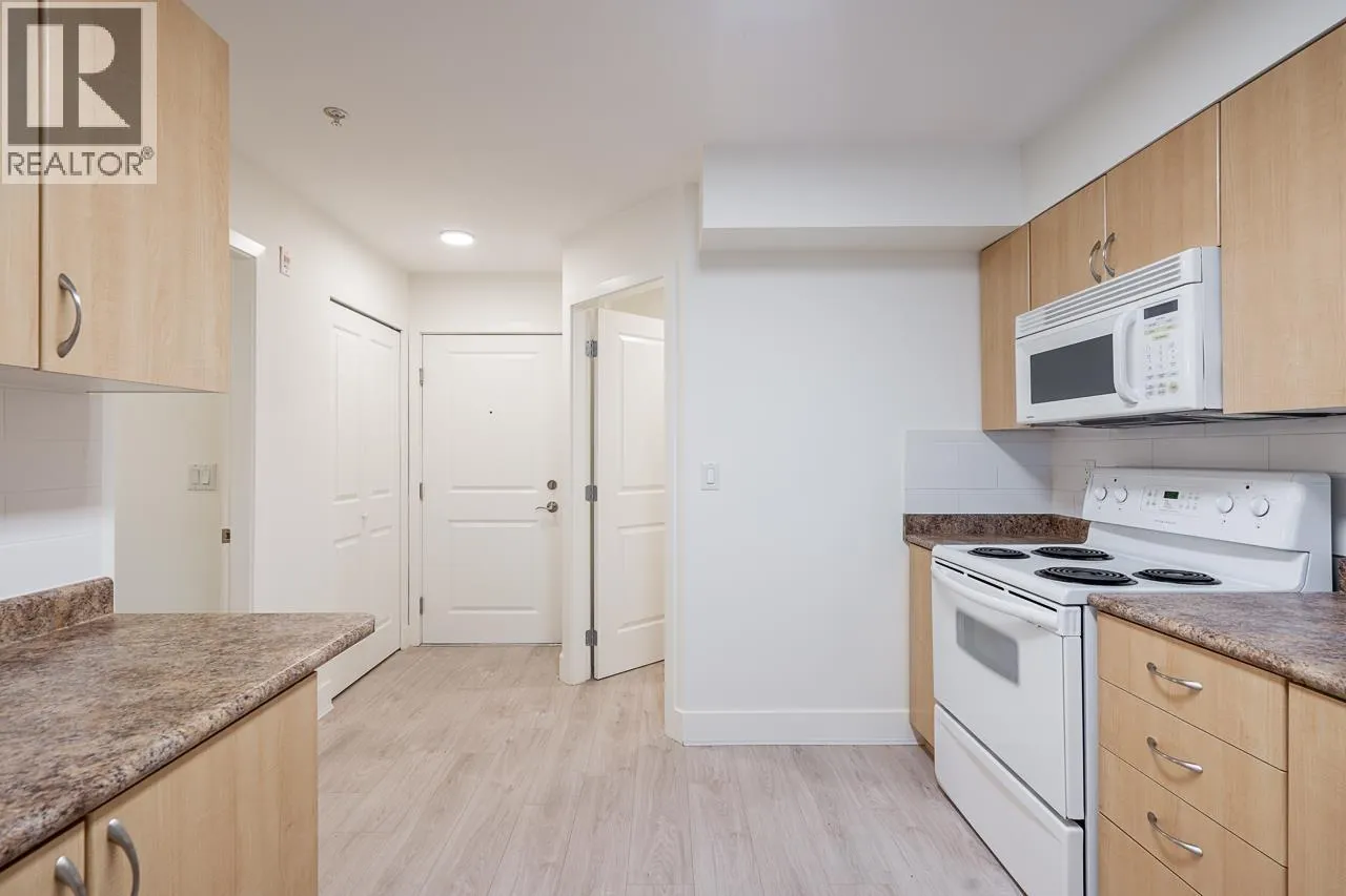 303 3423 E HASTINGS STREET