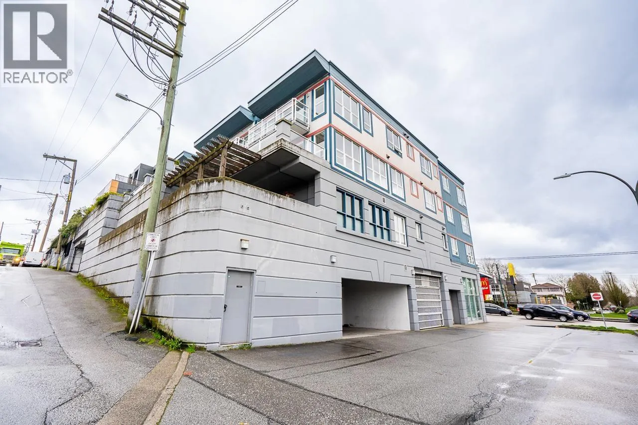 303 3423 E HASTINGS STREET