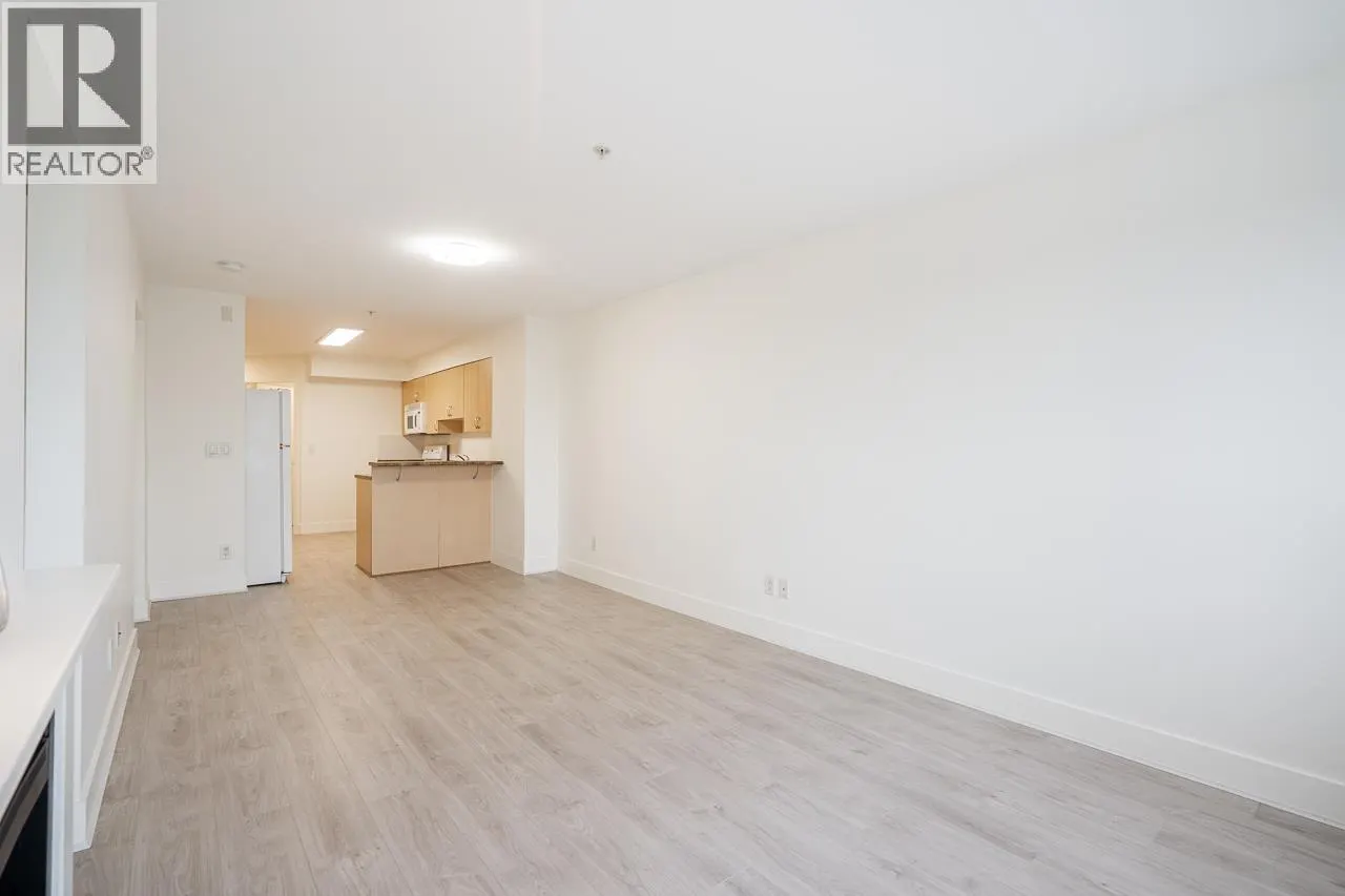 303 3423 E HASTINGS STREET