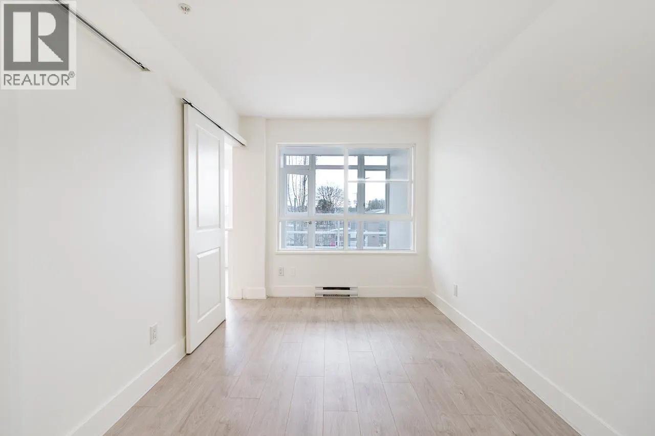 303 3423 E HASTINGS STREET