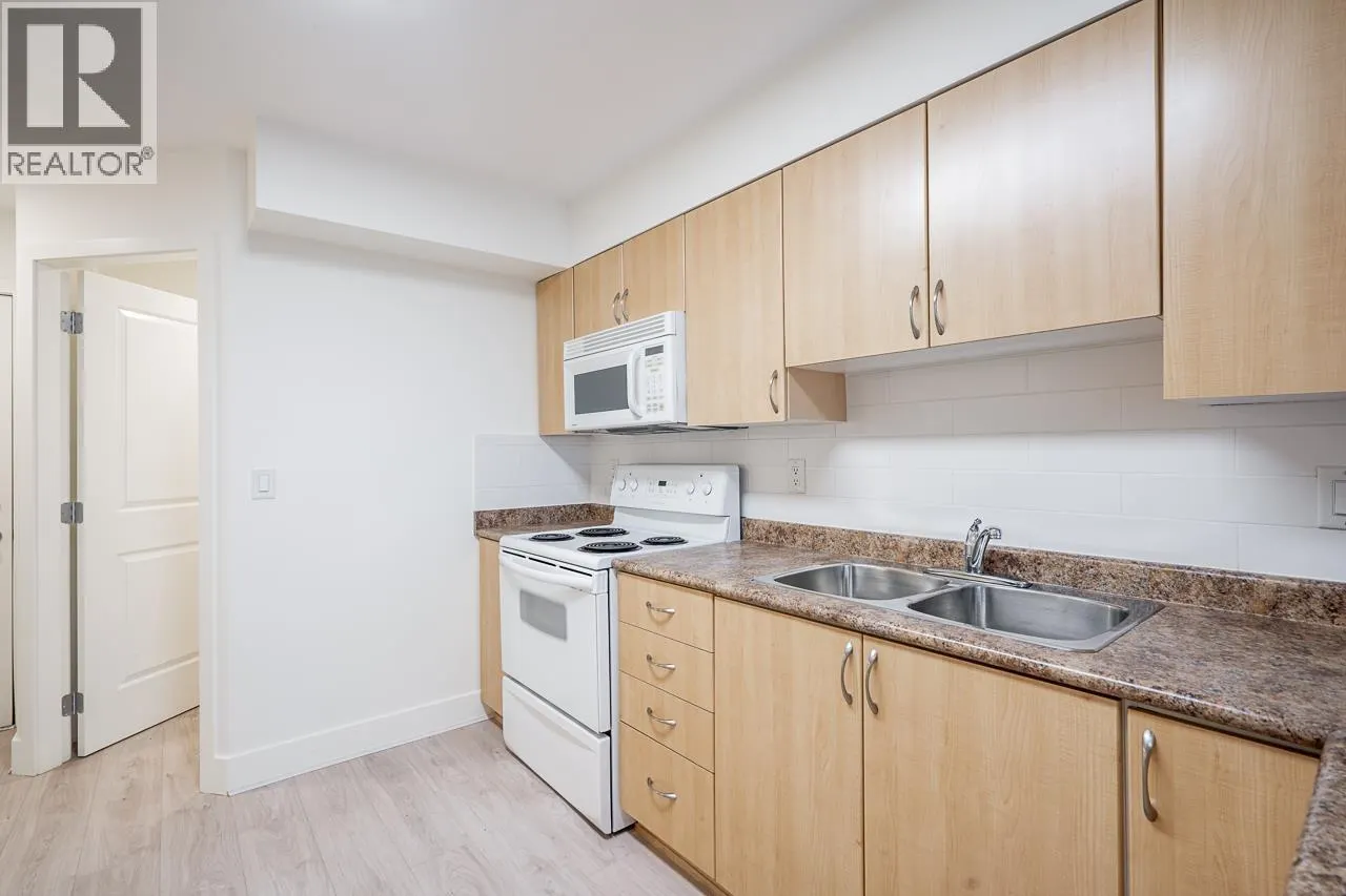 303 3423 E HASTINGS STREET