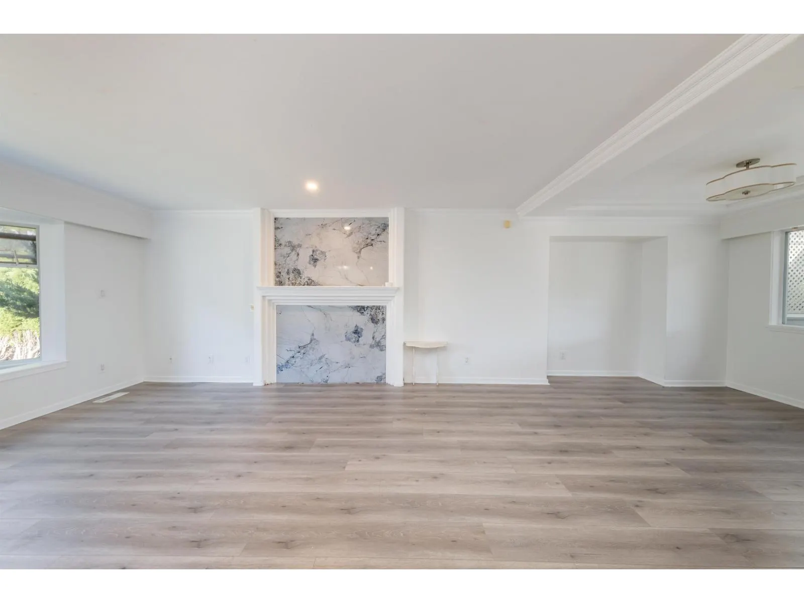 15032 SWALLOW DRIVE