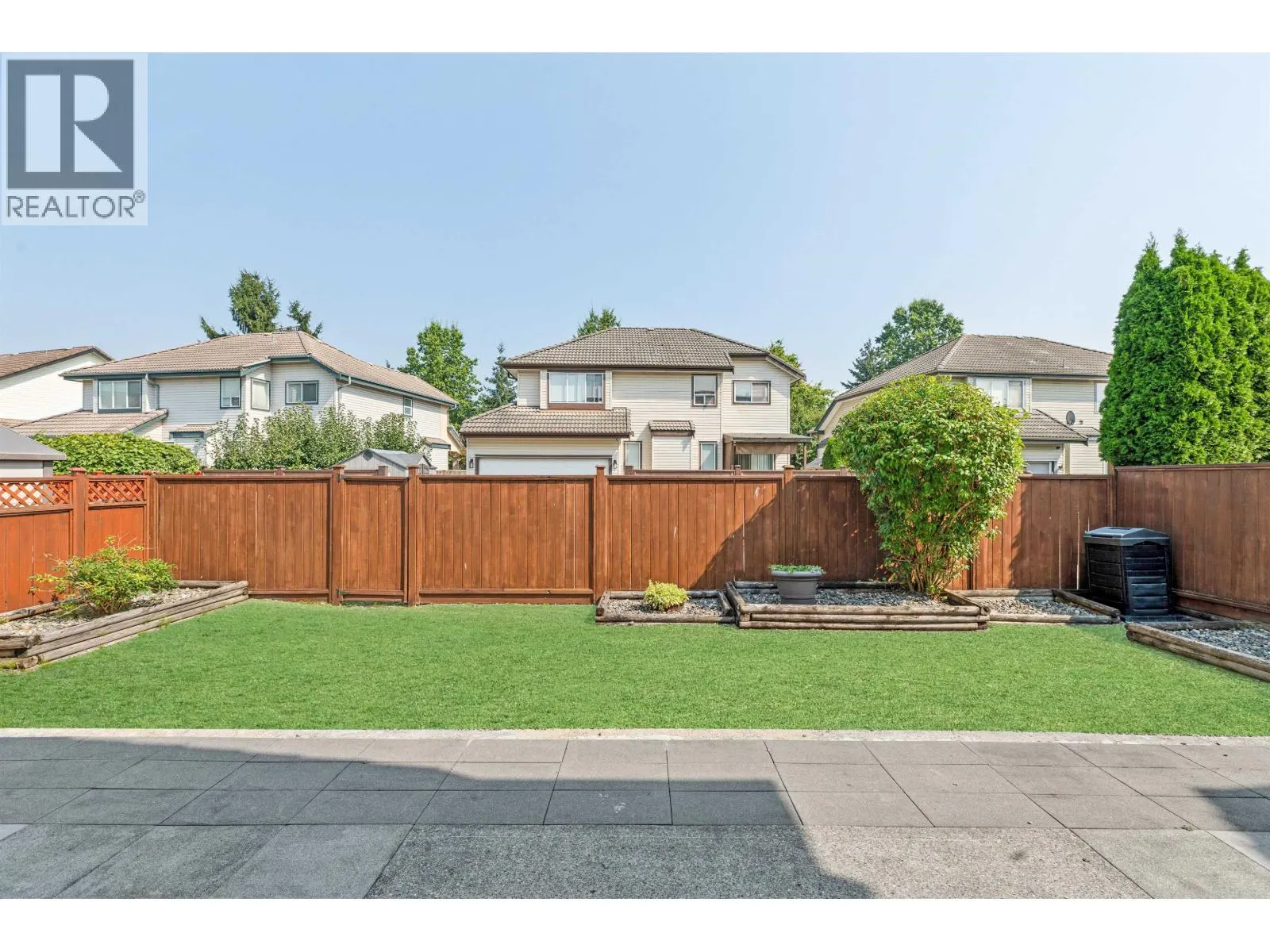 1239 THAMES CLOSE