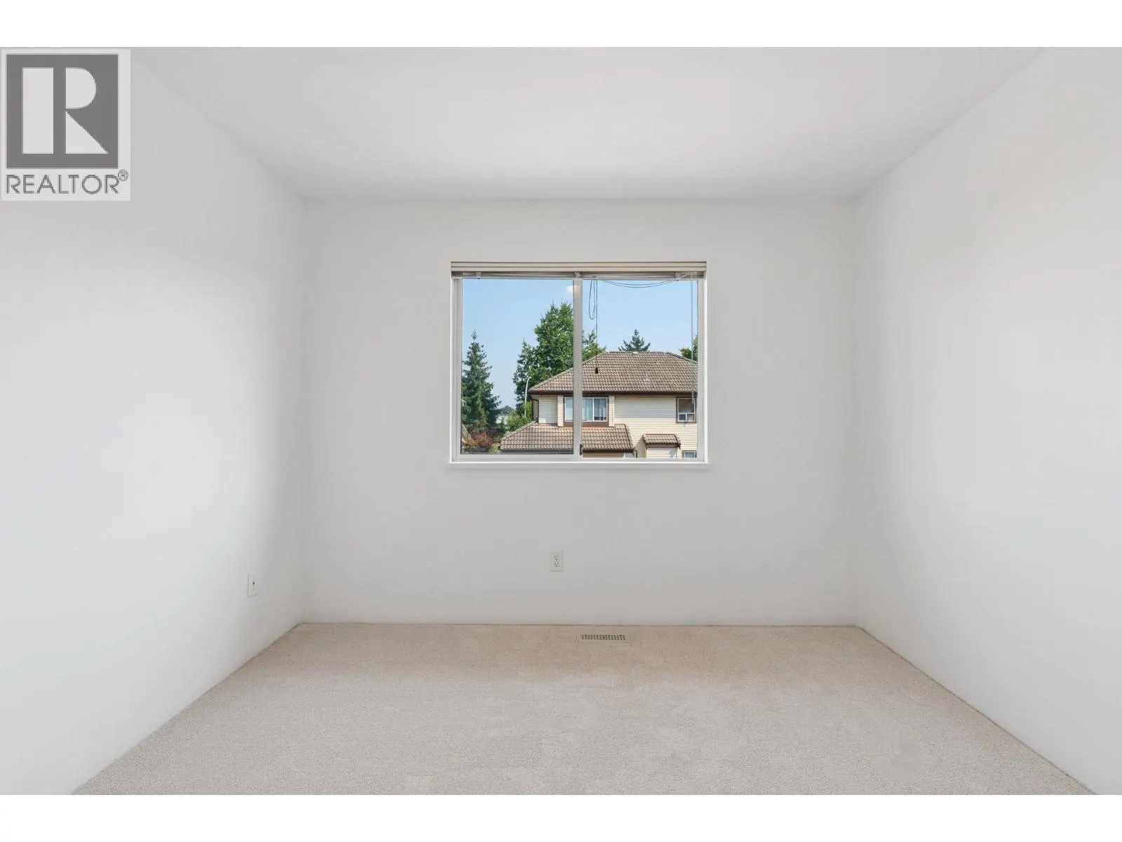 1239 THAMES CLOSE