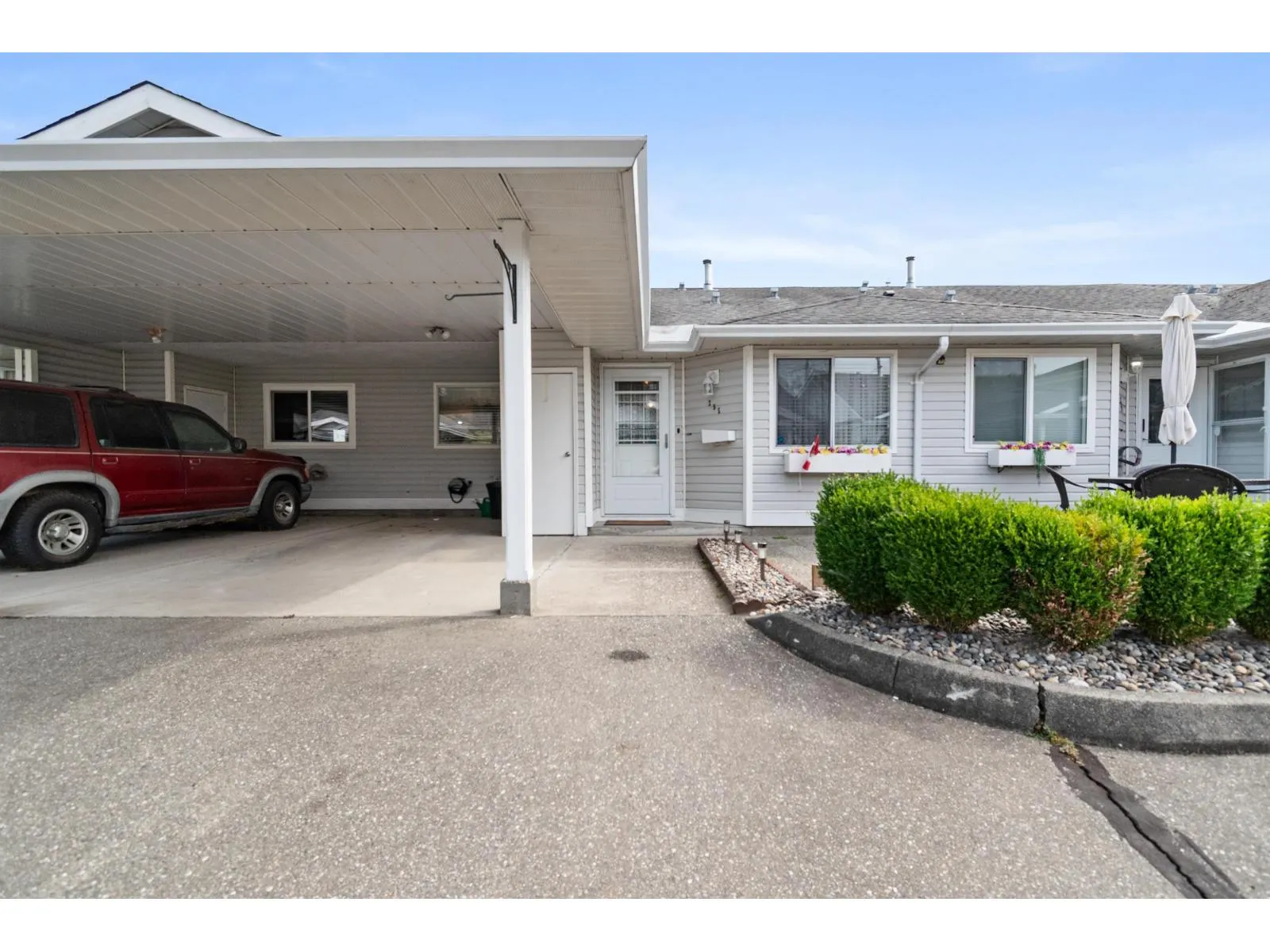 255 7610 EVANS ROAD|Sardis West Vedder