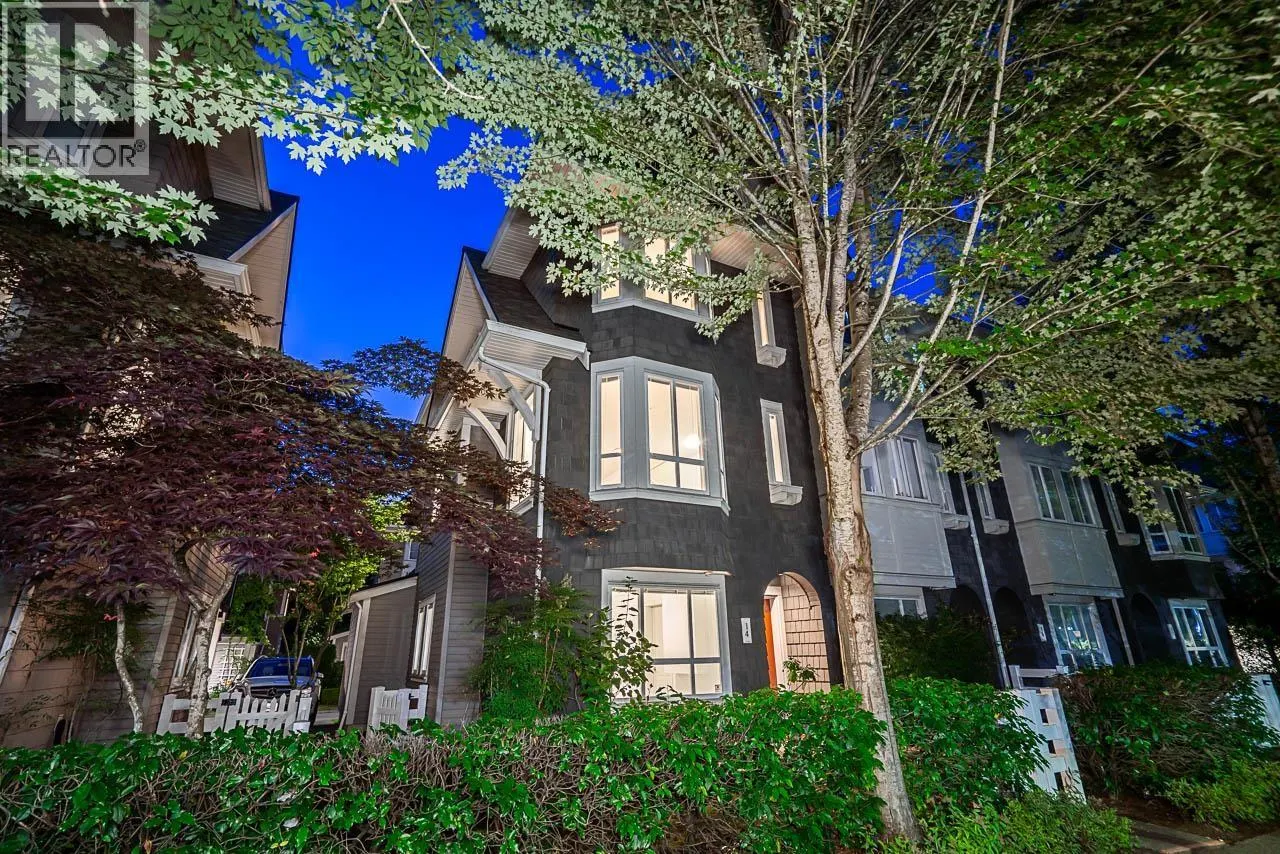 14 2418 AVON PLACE