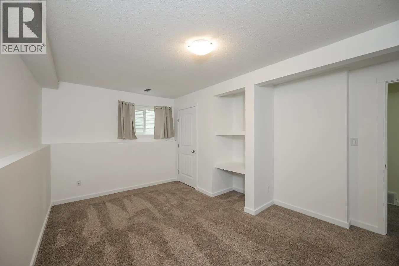 7003 TRYGG COURT