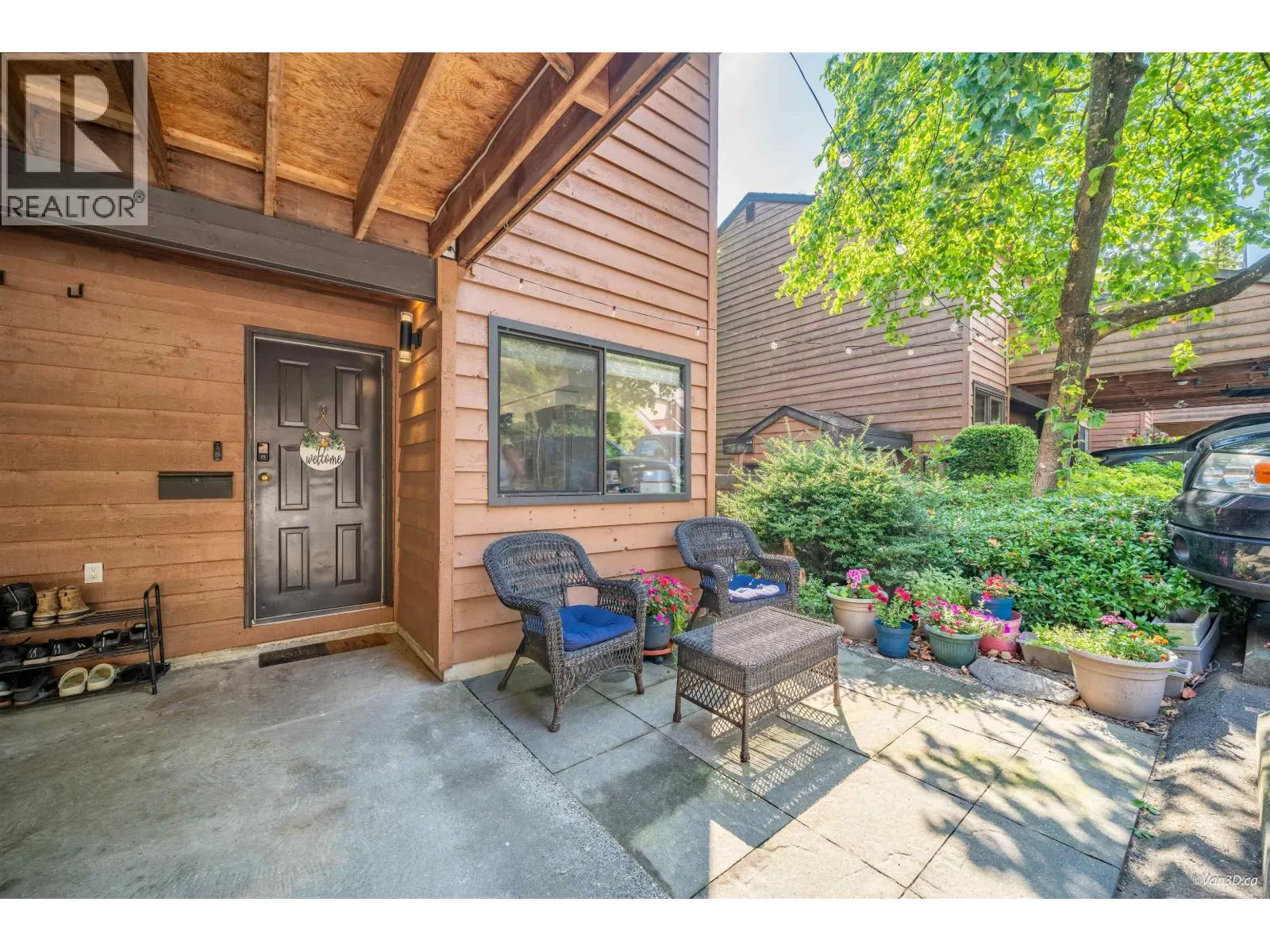 238 CAMBRIDGE WAY