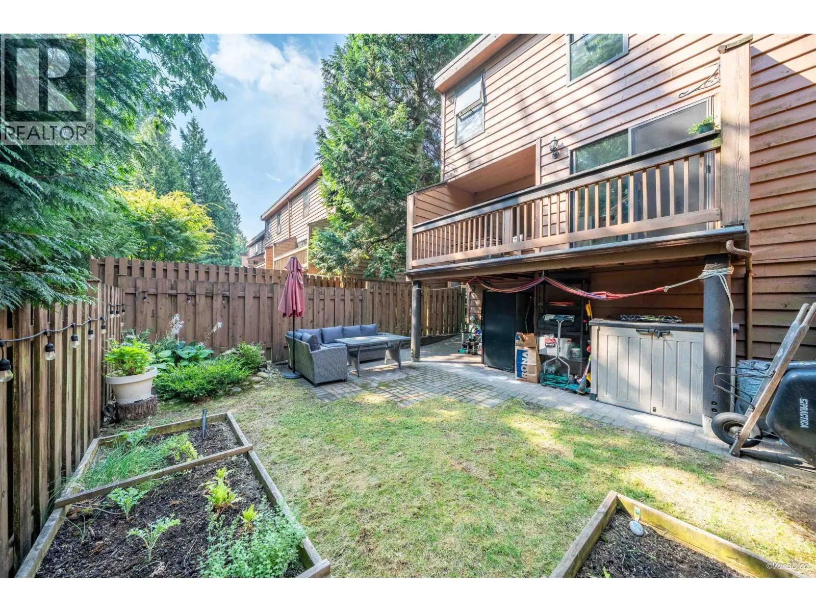 238 CAMBRIDGE WAY