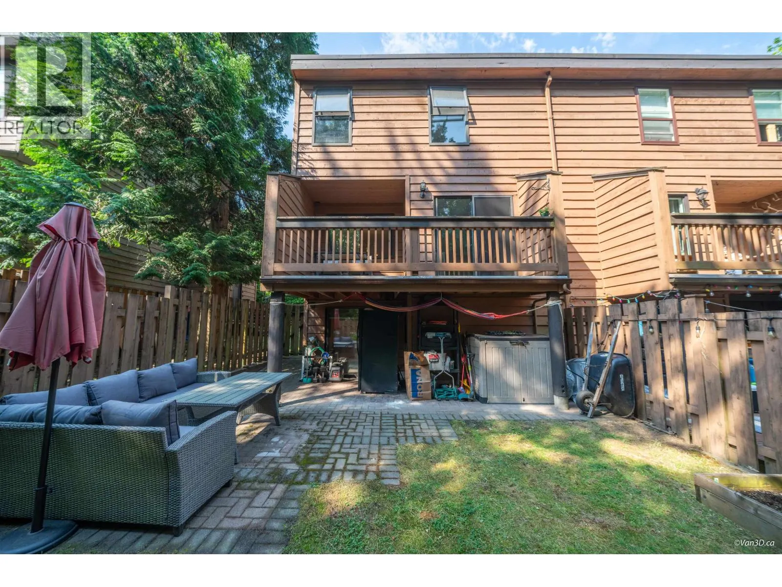 238 CAMBRIDGE WAY