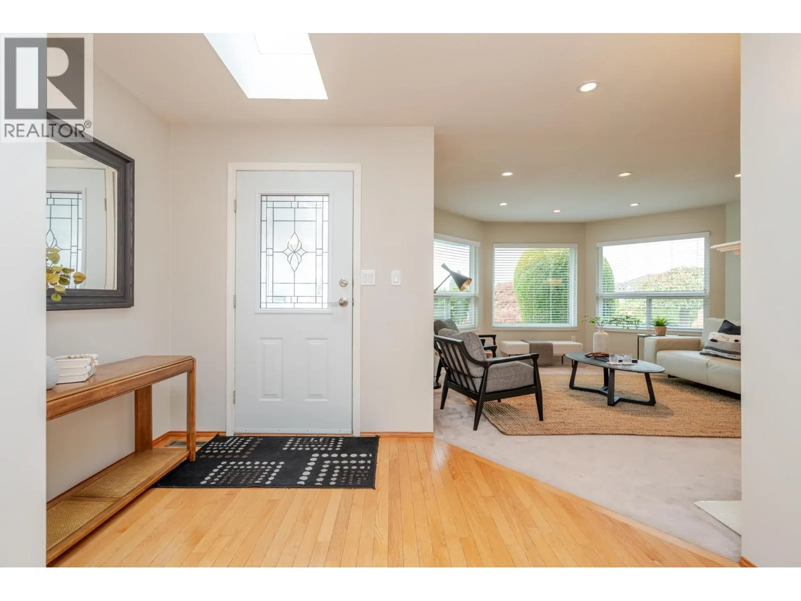 2203 SORRENTO DRIVE