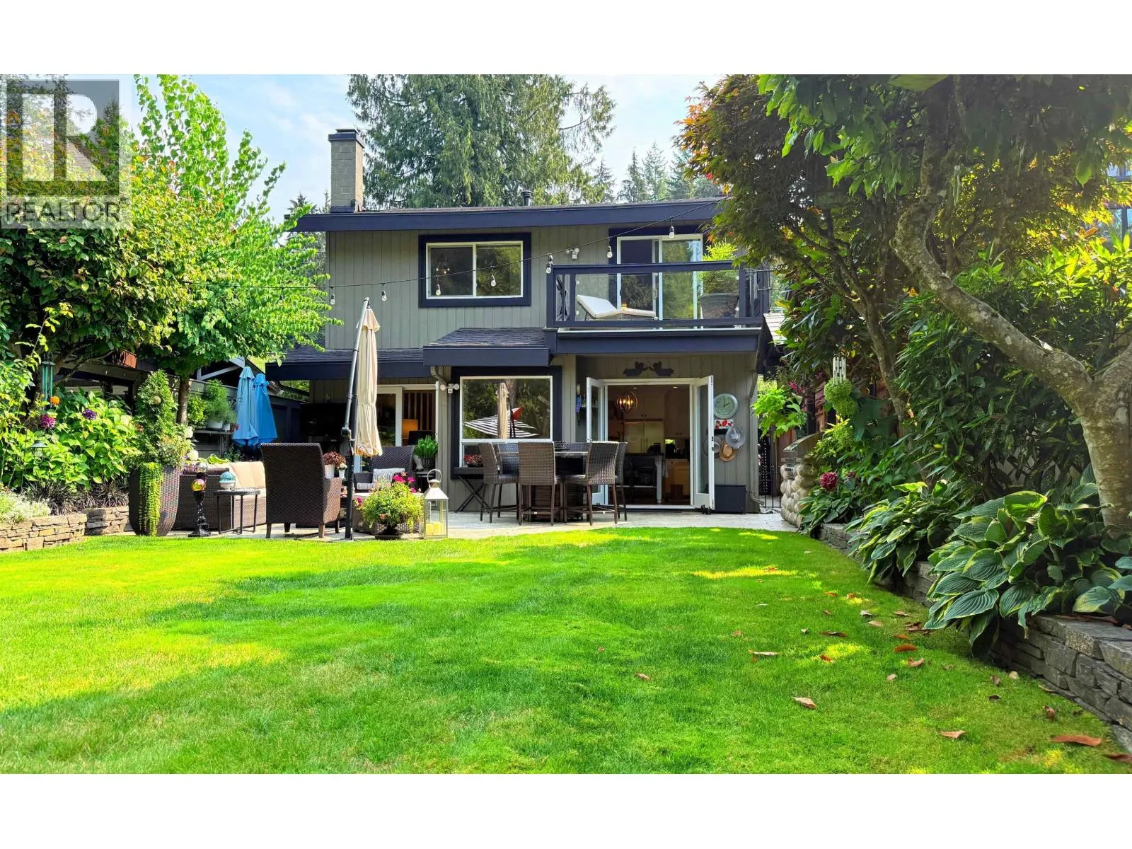 849 RIVERSIDE DRIVE