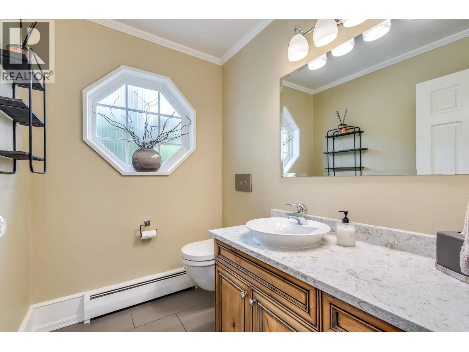 554 NEWCROFT PLACE