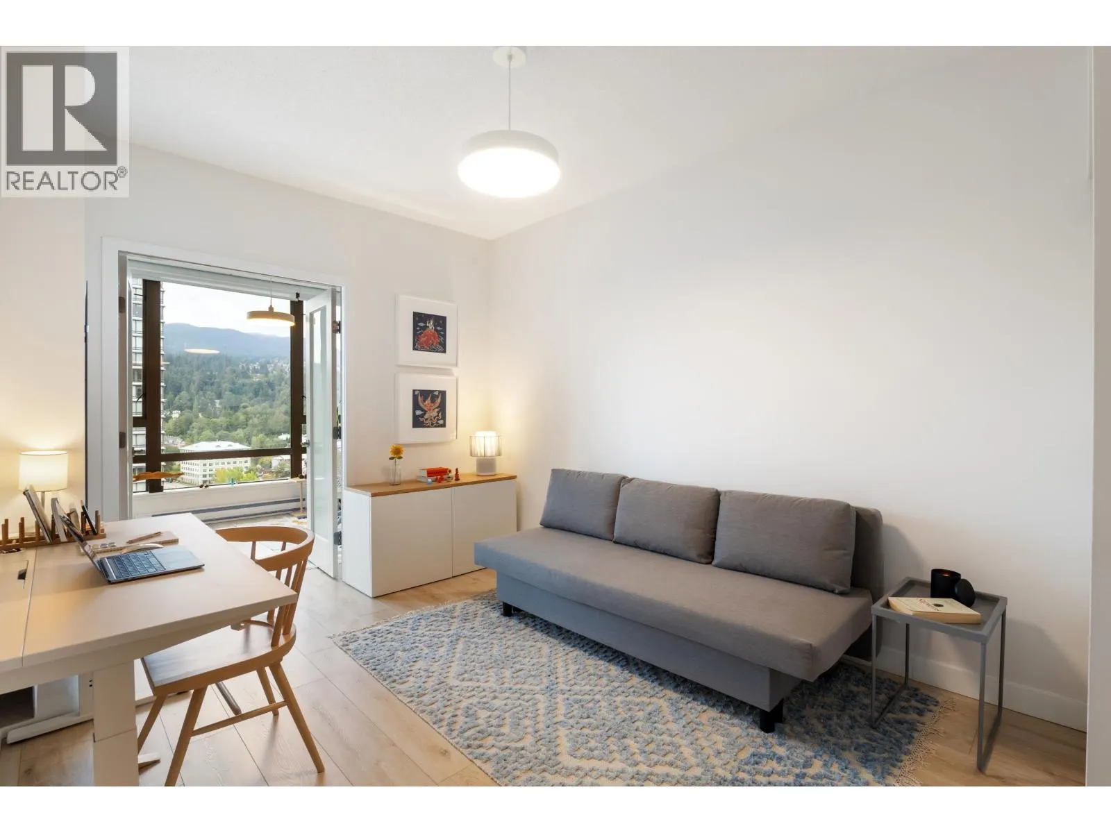 1607 400 CAPILANO ROAD