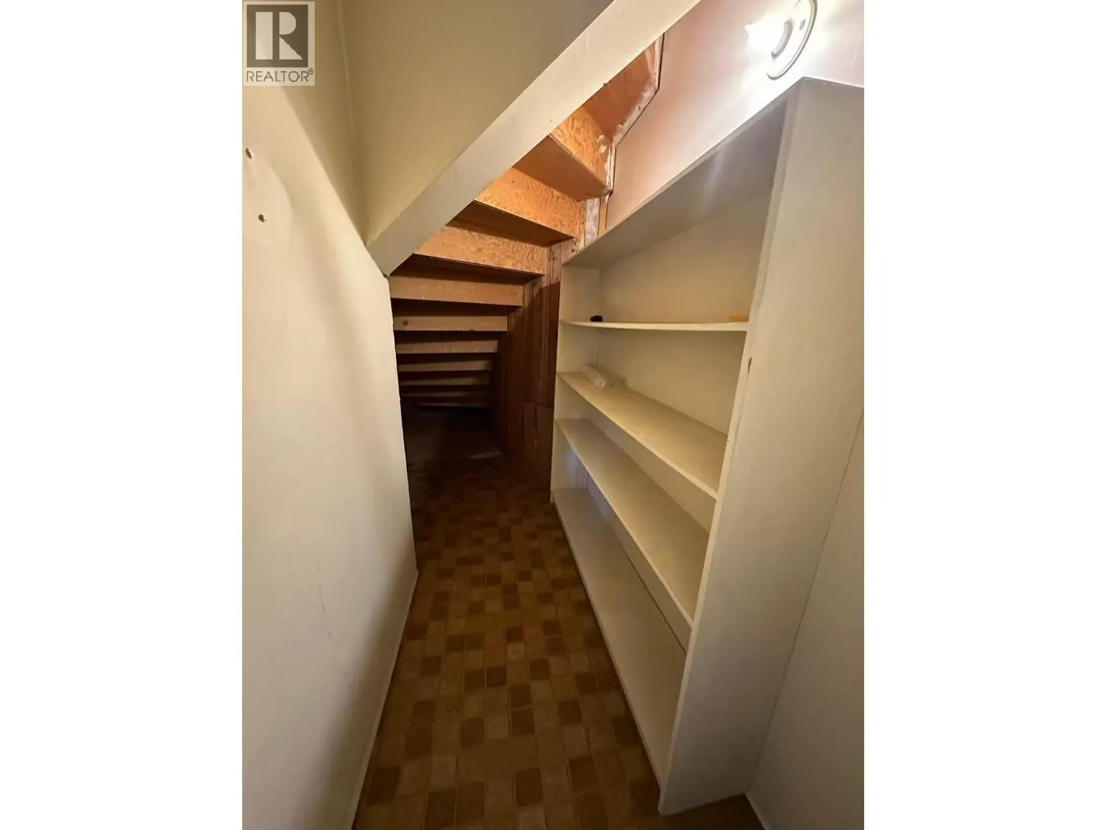 6560 JUNIPER DRIVE