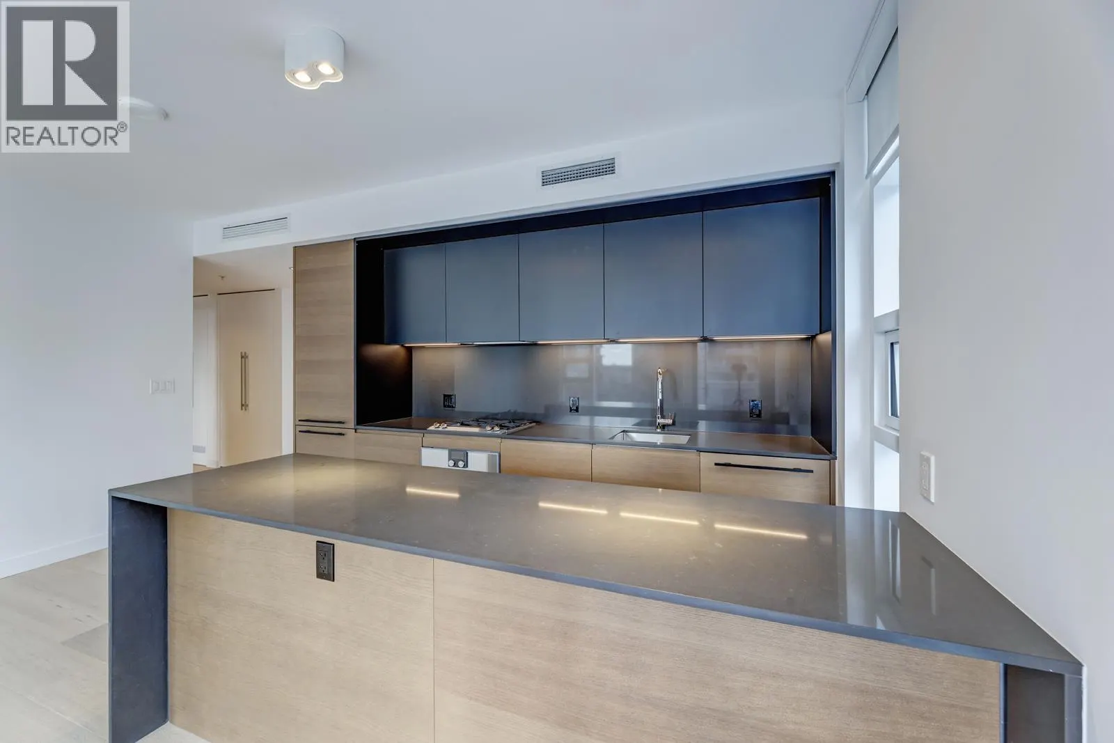 1208 1289 HORNBY STREET