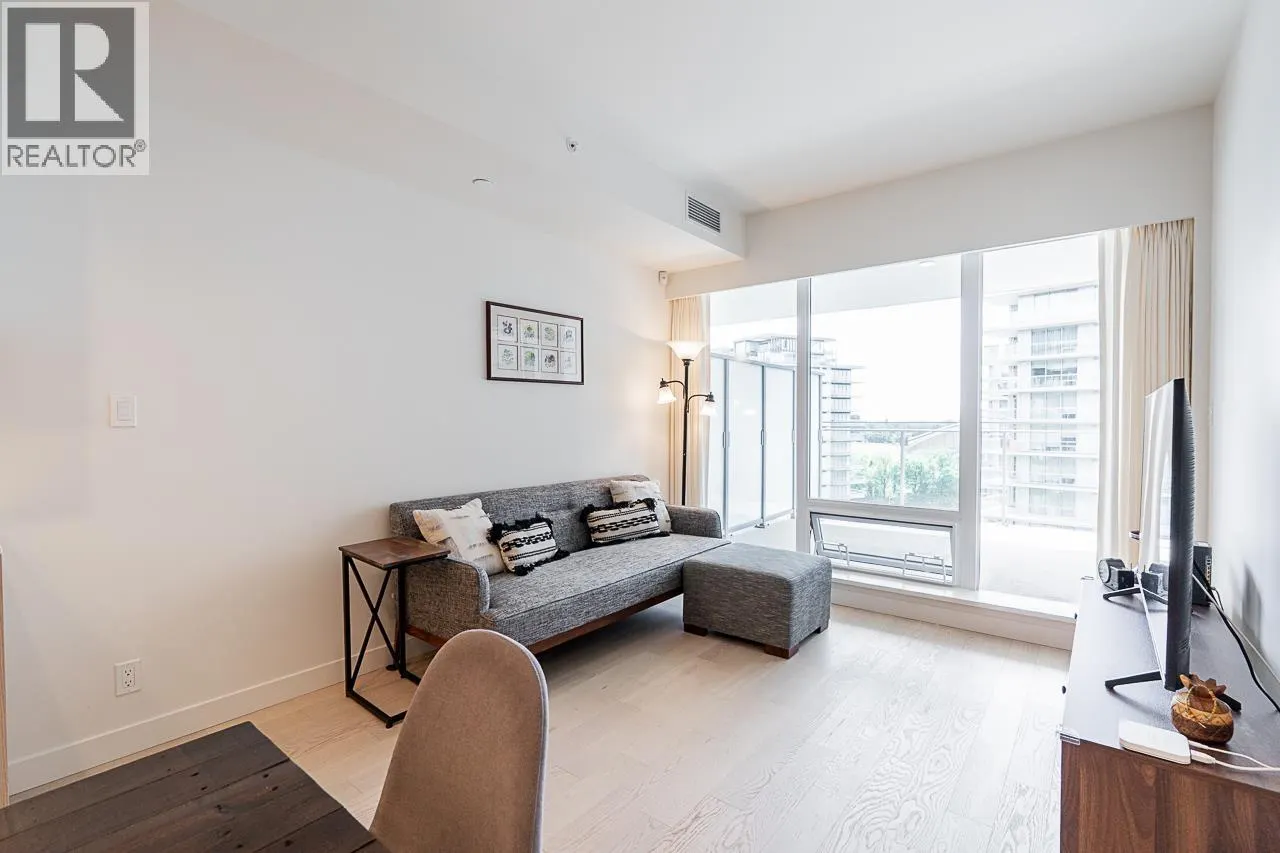 814 6811 PEARSON WAY