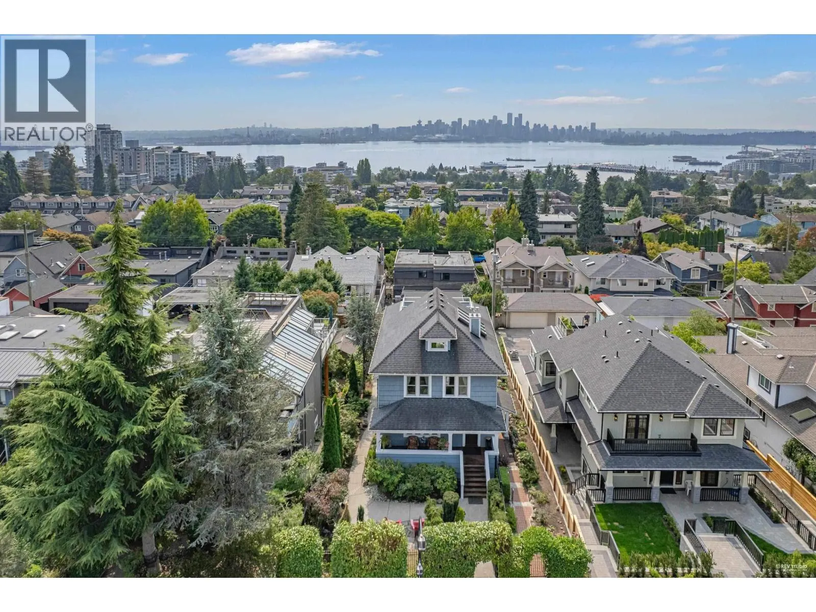 255 W 6TH STREET