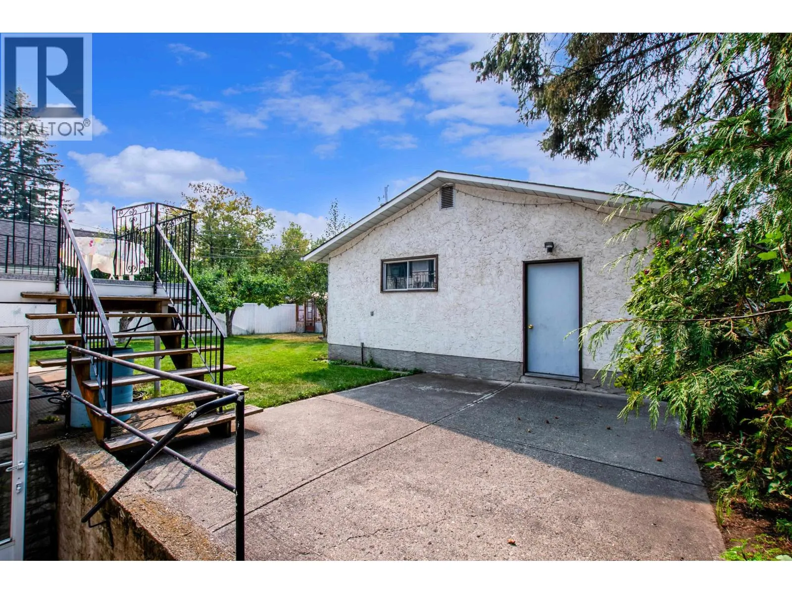 2438 MCBRIDE CRESCENT